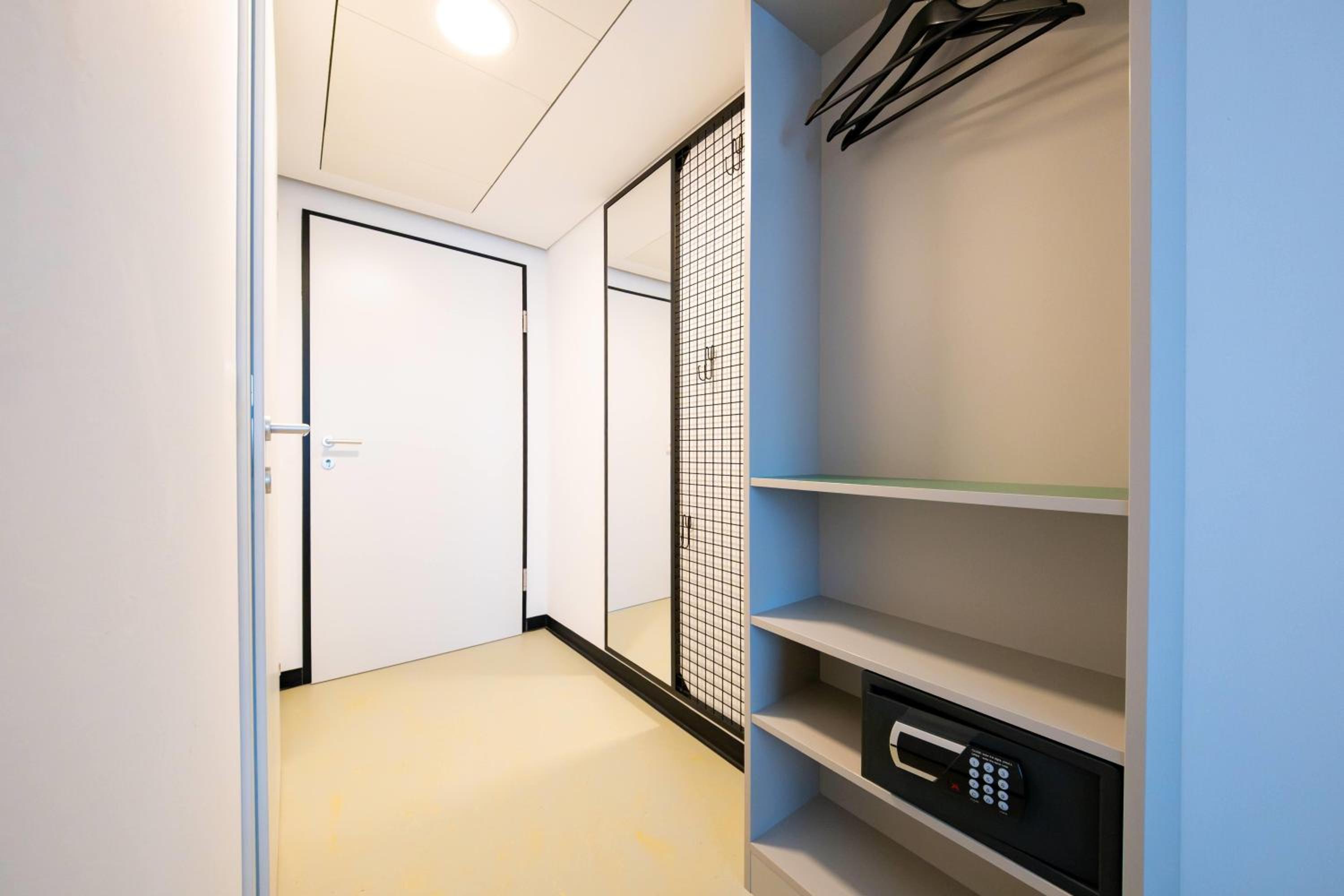 Comfort King Room