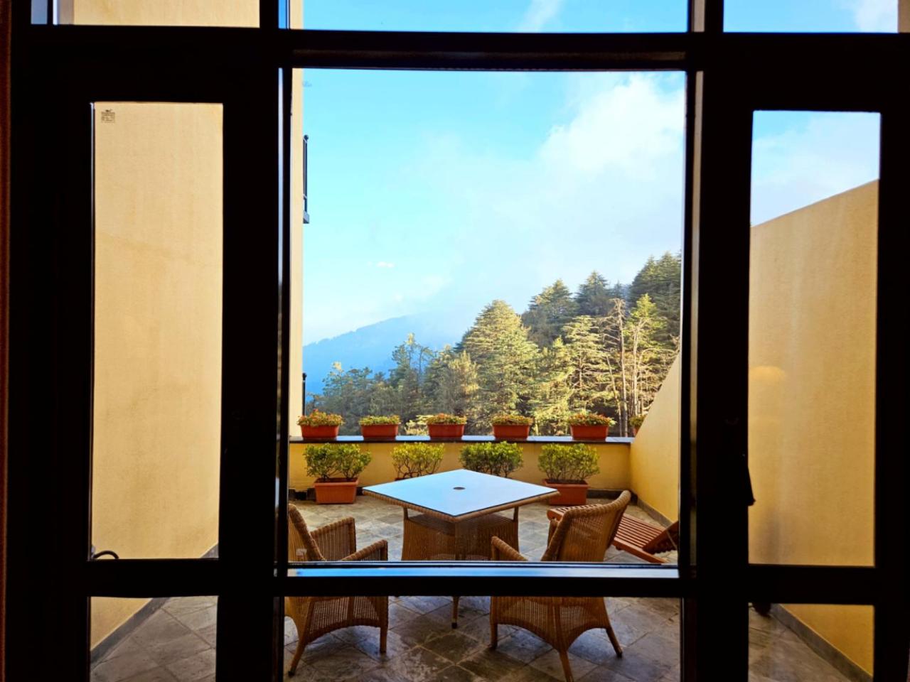 Superior Room with Balcony at Wildflower Hall, An Oberoi Resort, Shimla