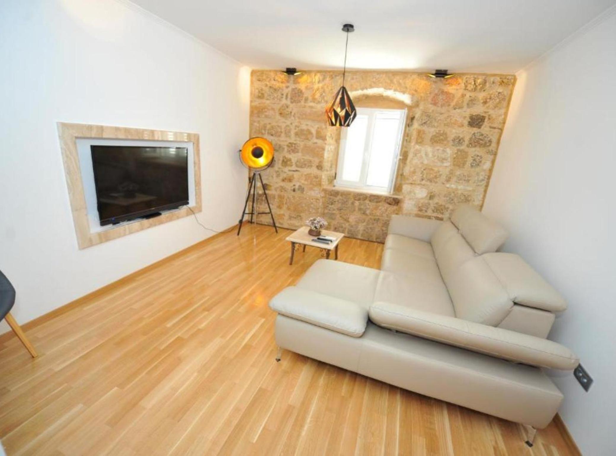 Three Bedroom Apartment photo 2