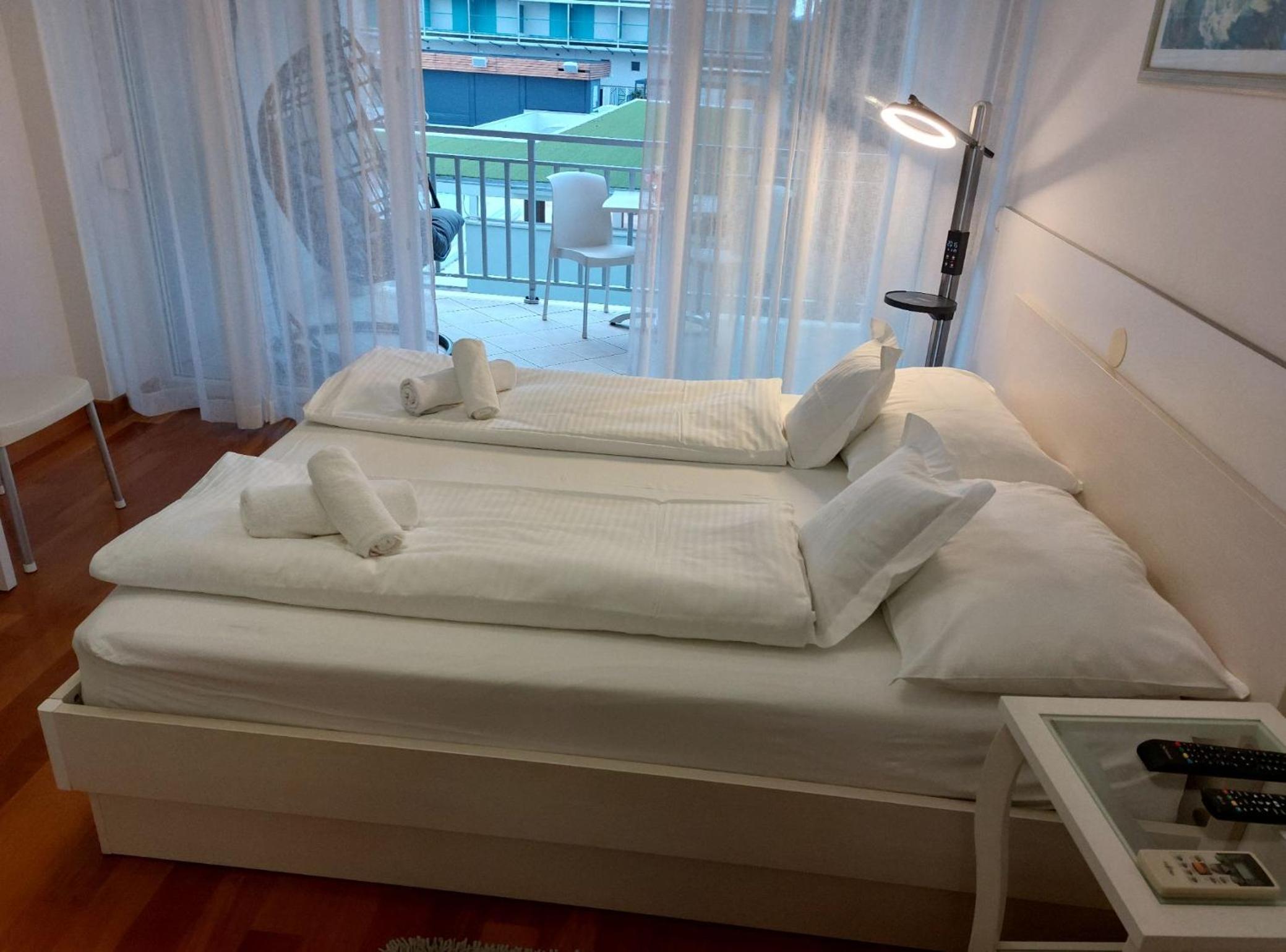 Studio Apartment with Balcony