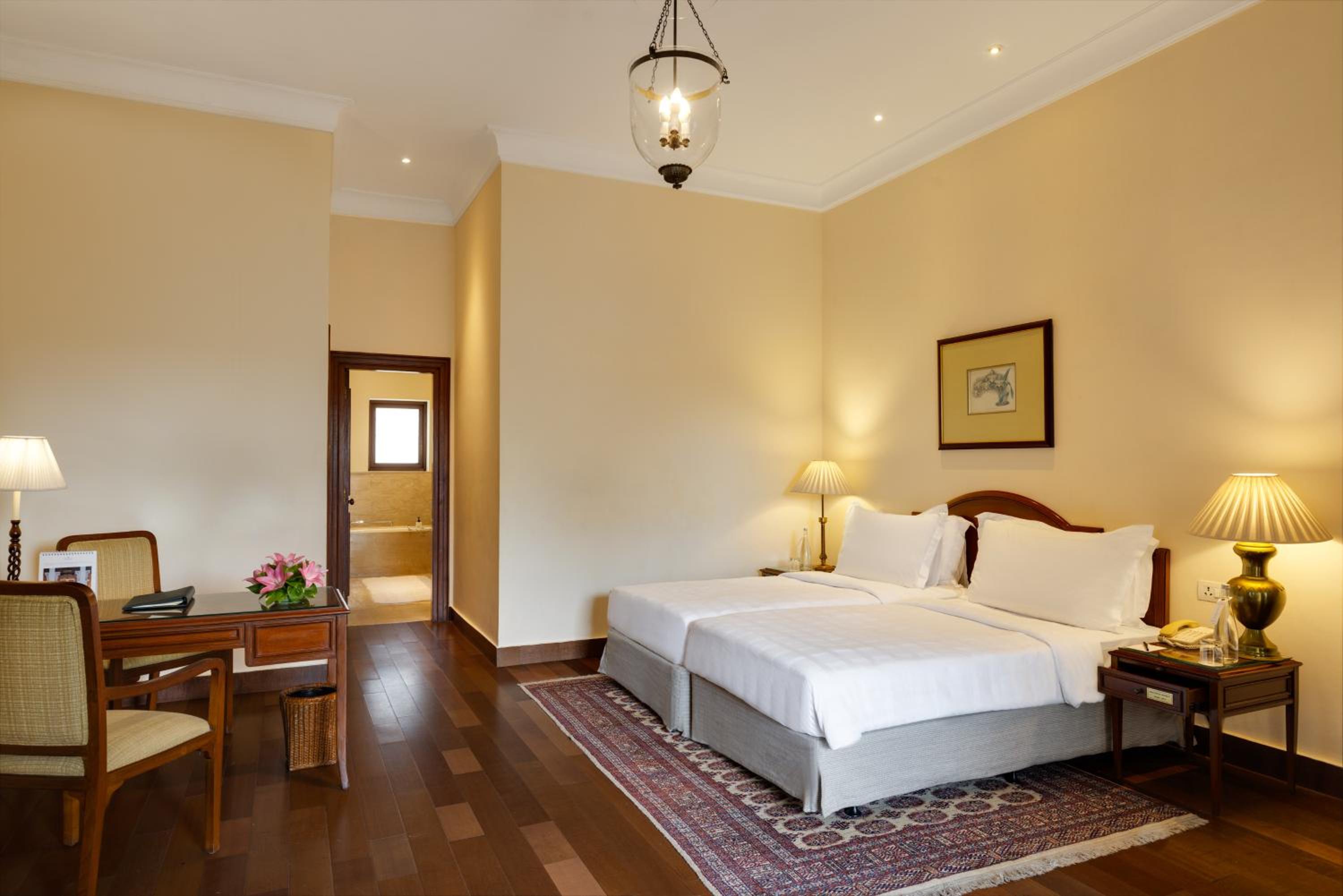 Premier Room - Twin photo 2