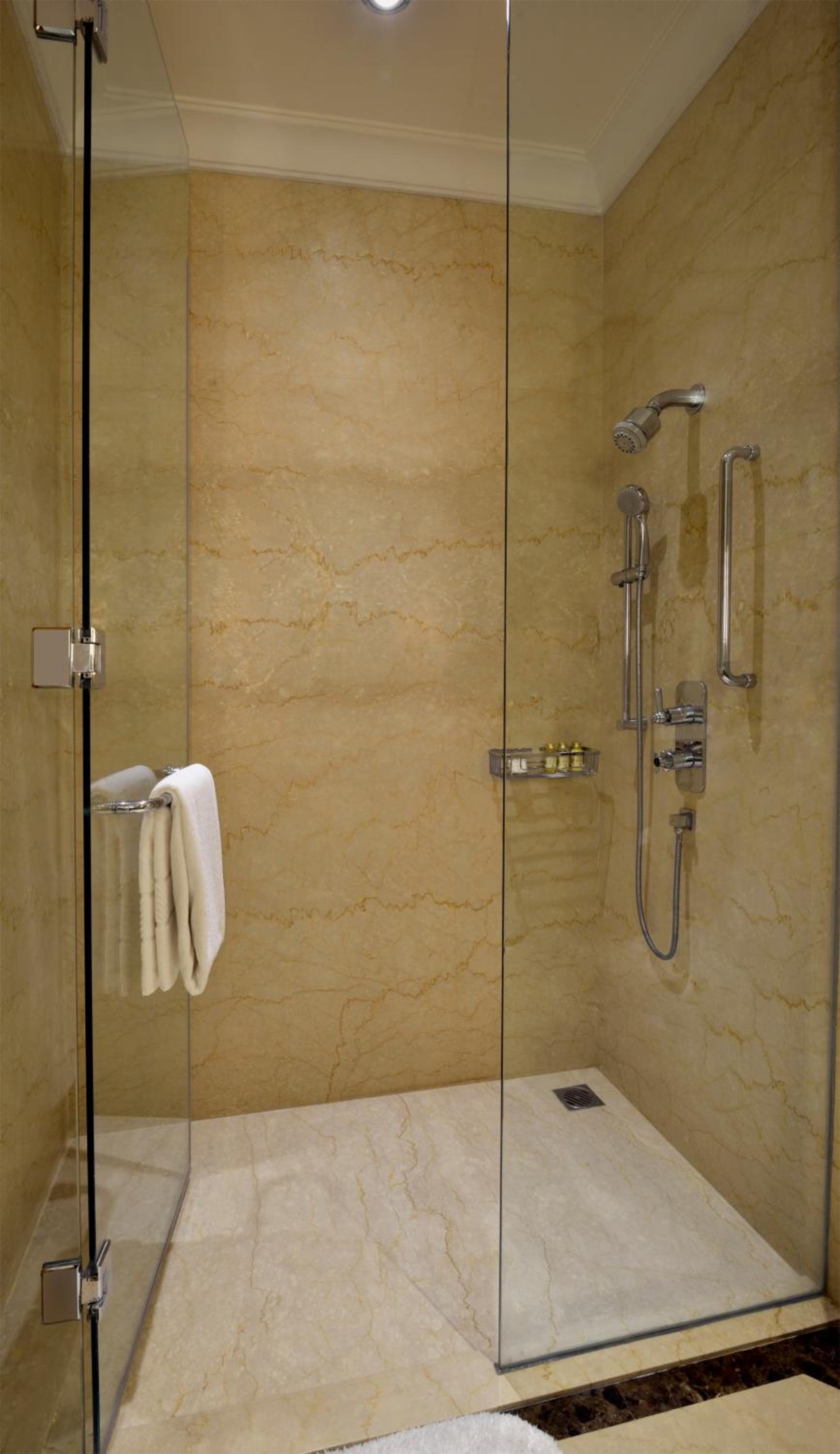 Superior Garden View Room – Twin Superior Garden View Room – Twin