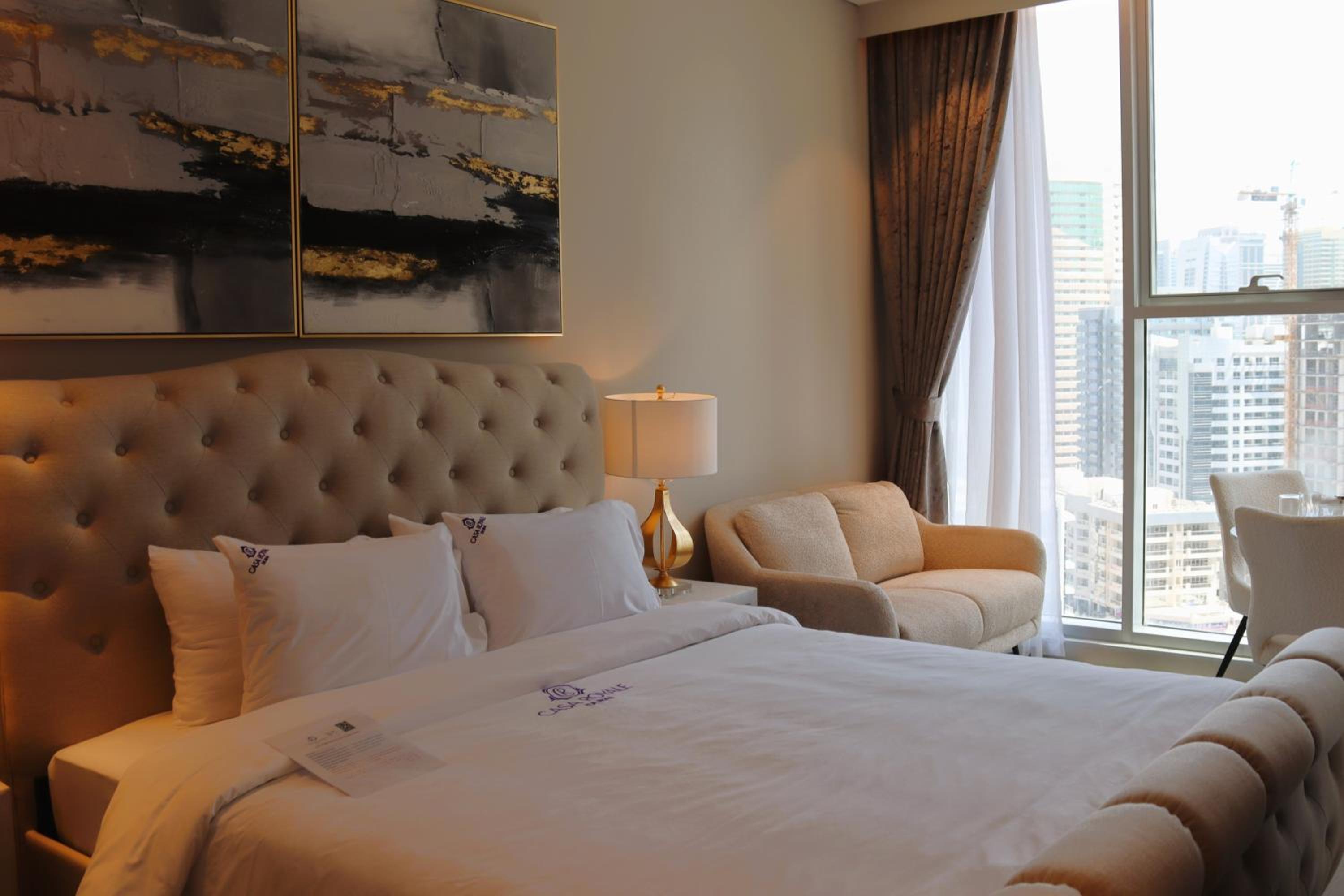 Deluxe Double Room (2 Adults + 1 Child) photo 1