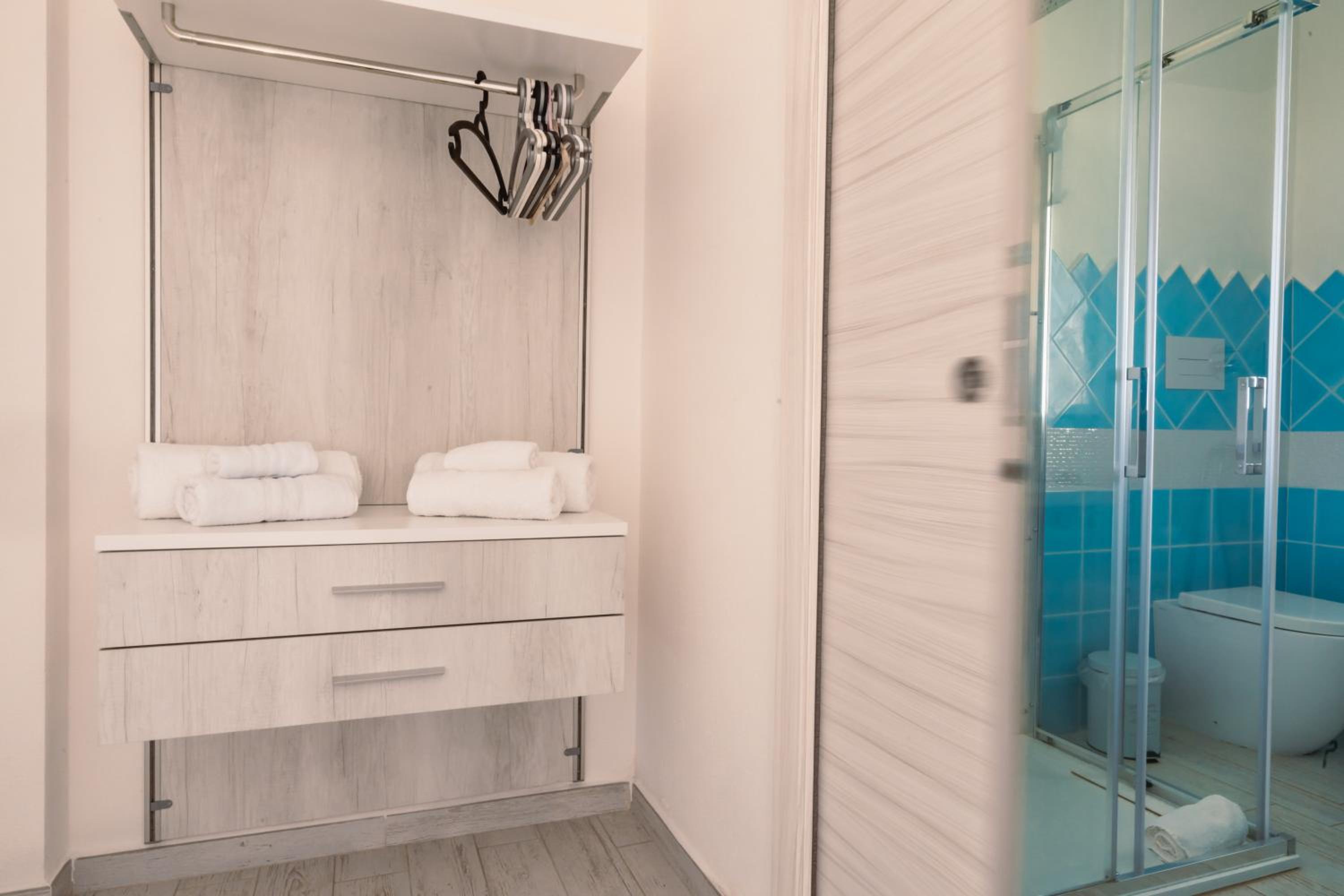 Deluxe Triple Room with Internal Garden