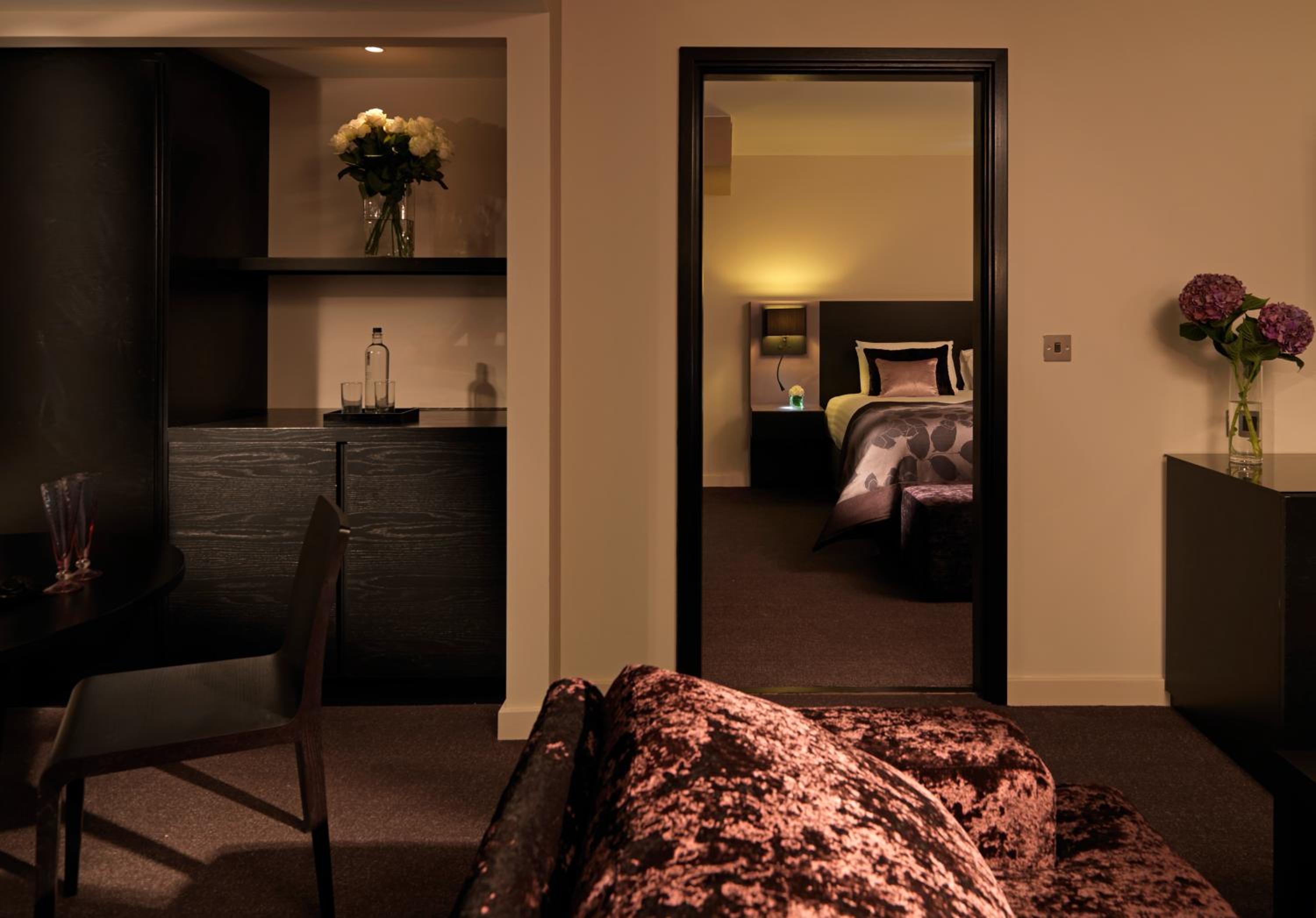 One-Bedroom Suite - Photo 1