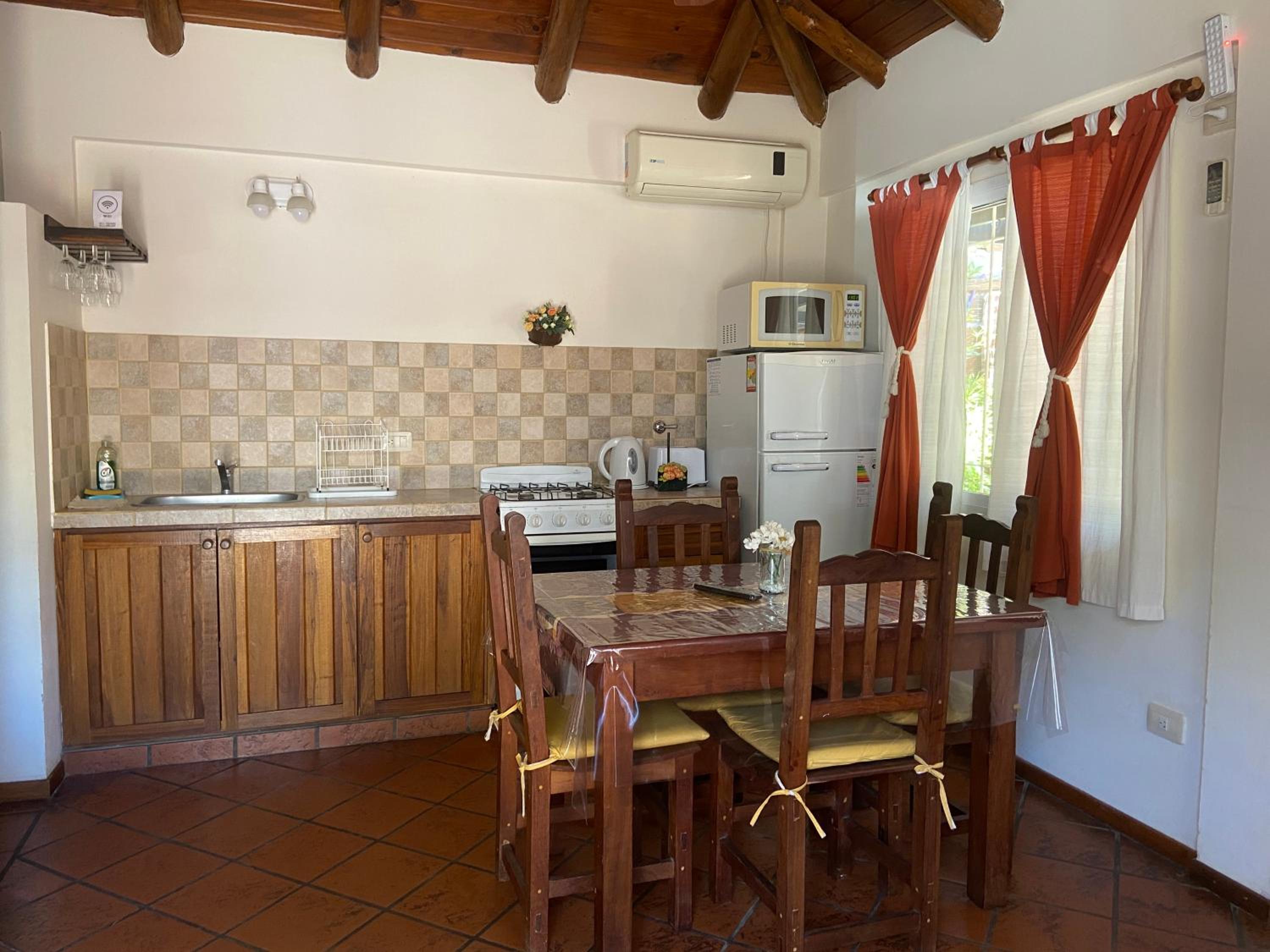 One-Bedroom Bungalow photo 1