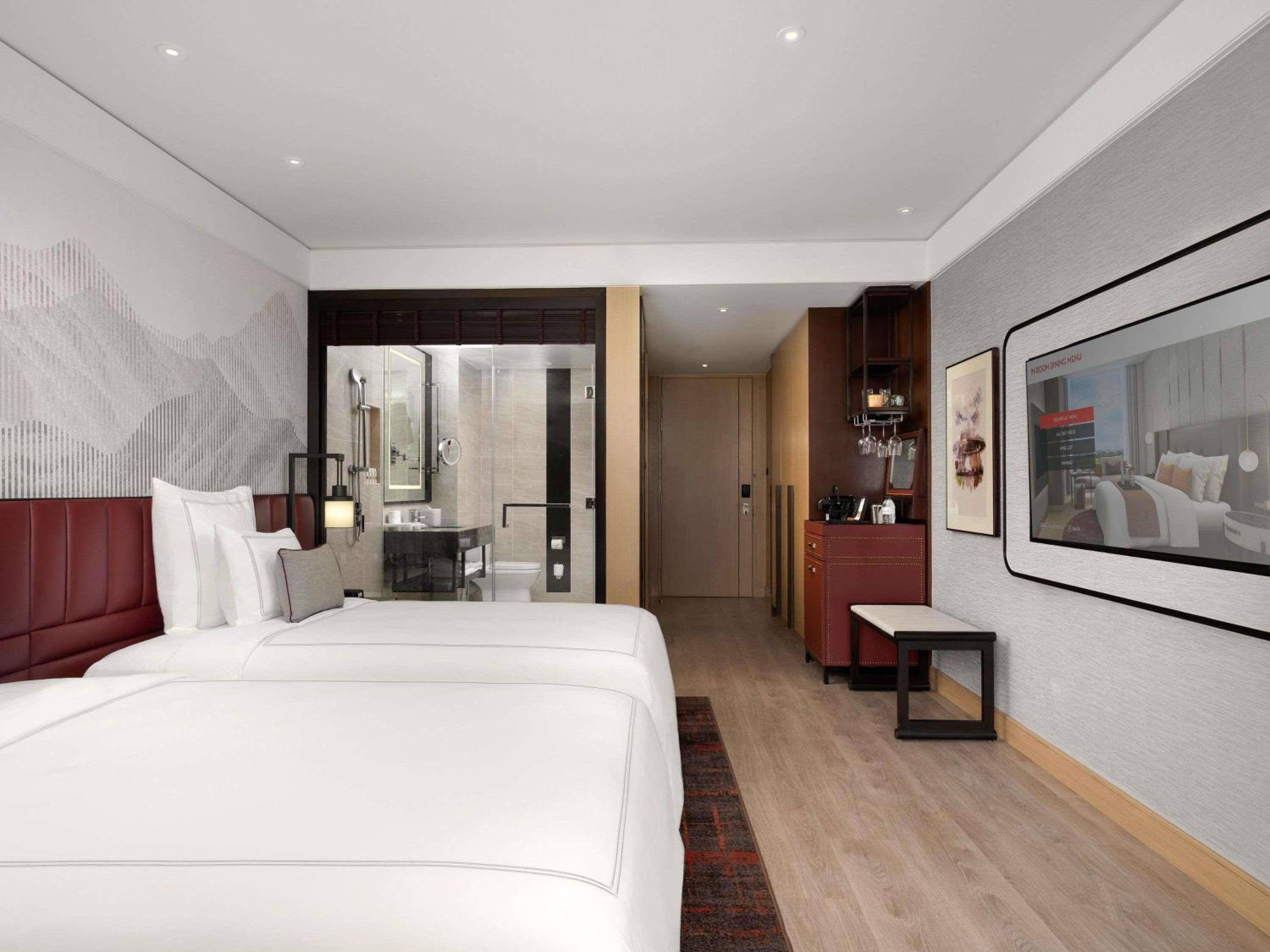 Swiss Executive Double Room with Two Double Beds photo 2