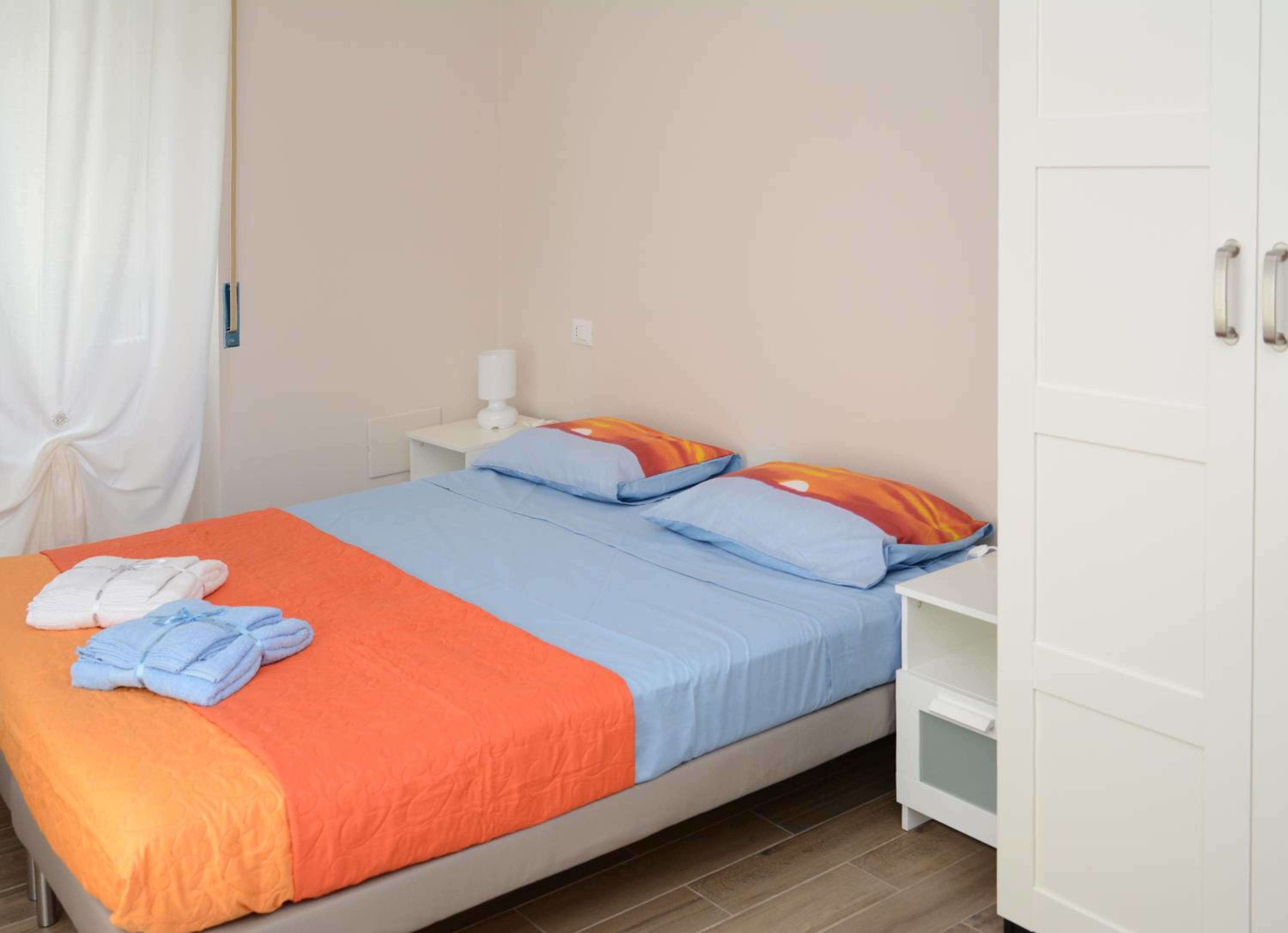 Double or Twin Room with Private Bathroom photo 2