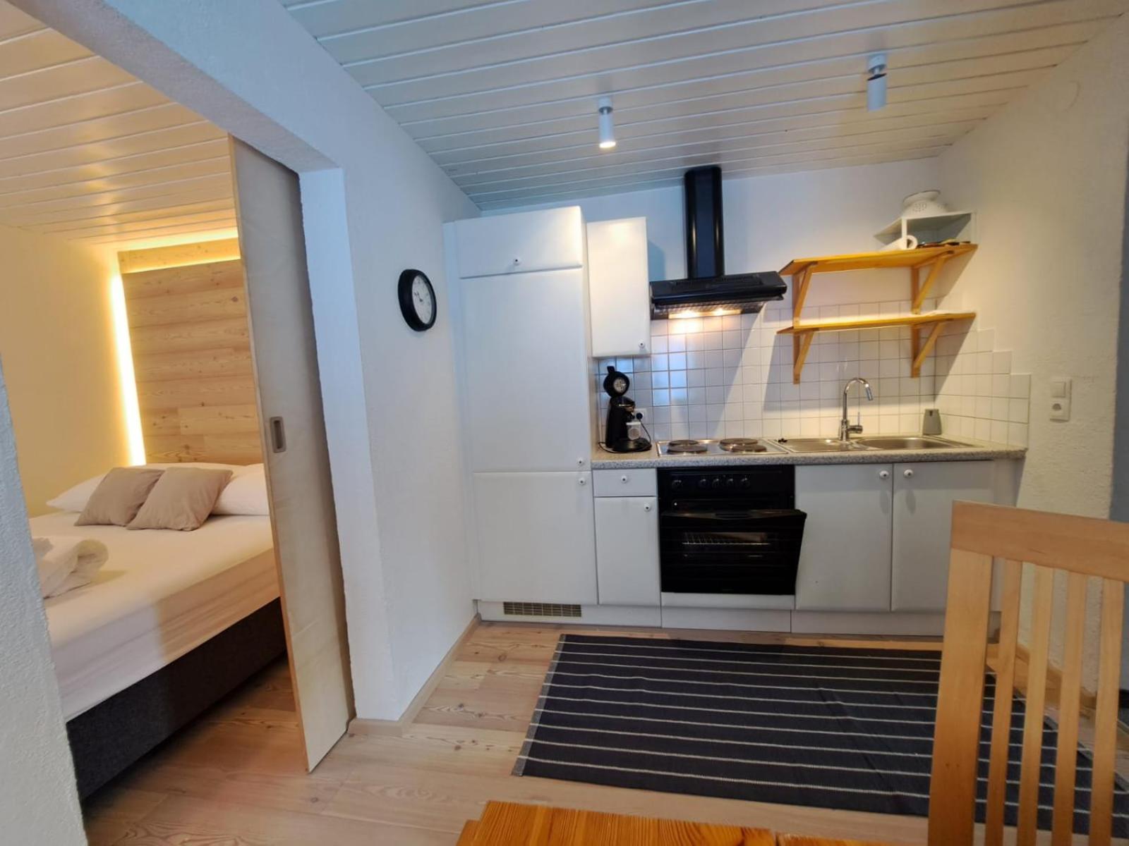 One-Bedroom Apartment with Balcony photo 1