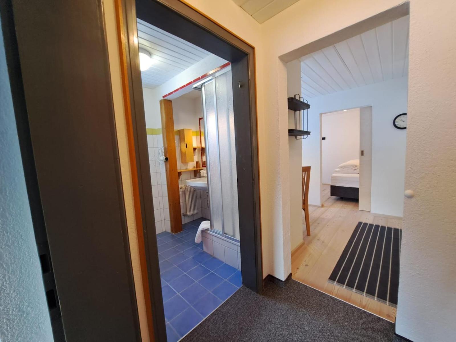 One-Bedroom Apartment with Balcony photo 3