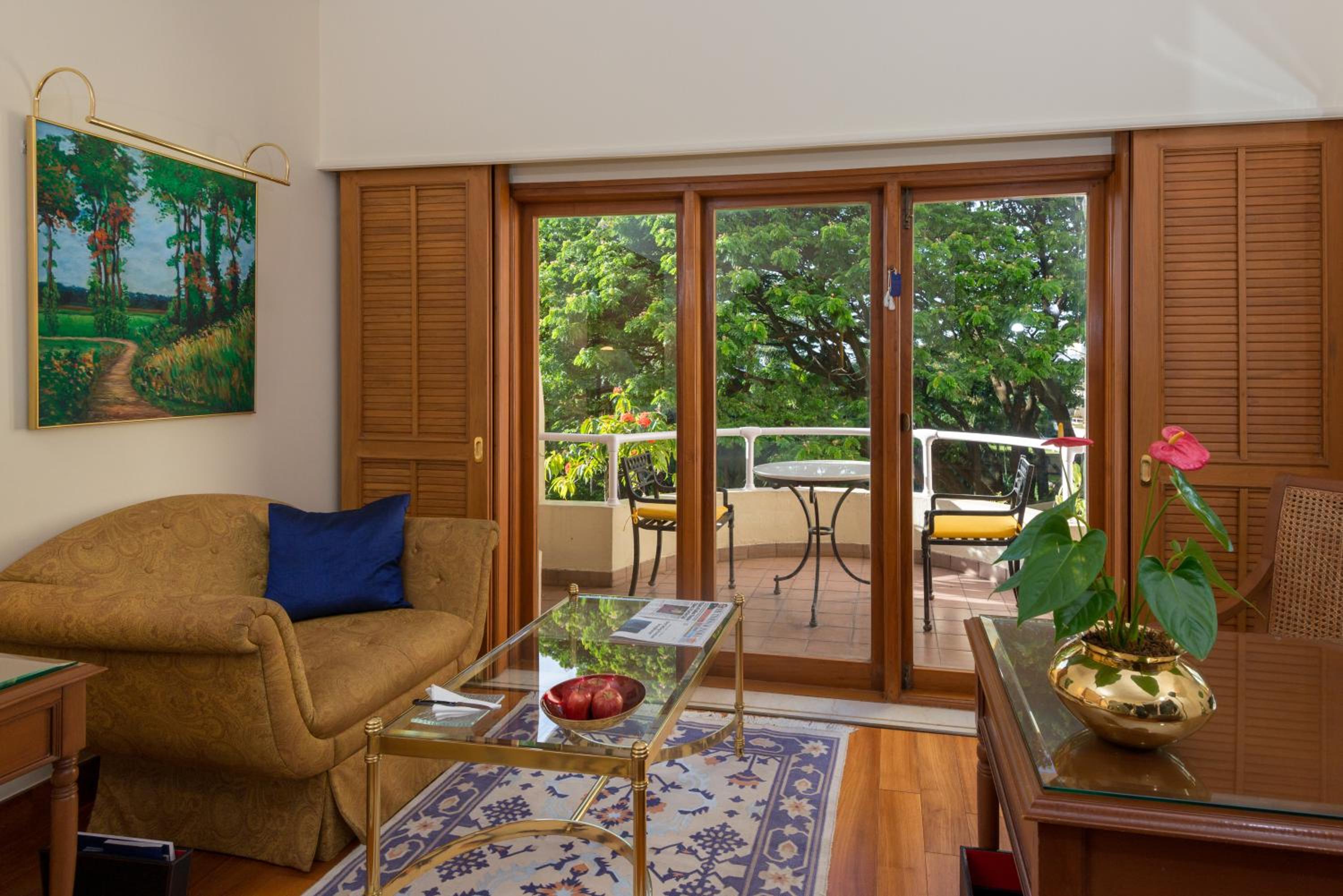 Deluxe Room with Private Balcony – Twin Deluxe Room with Private Balcony – Twin