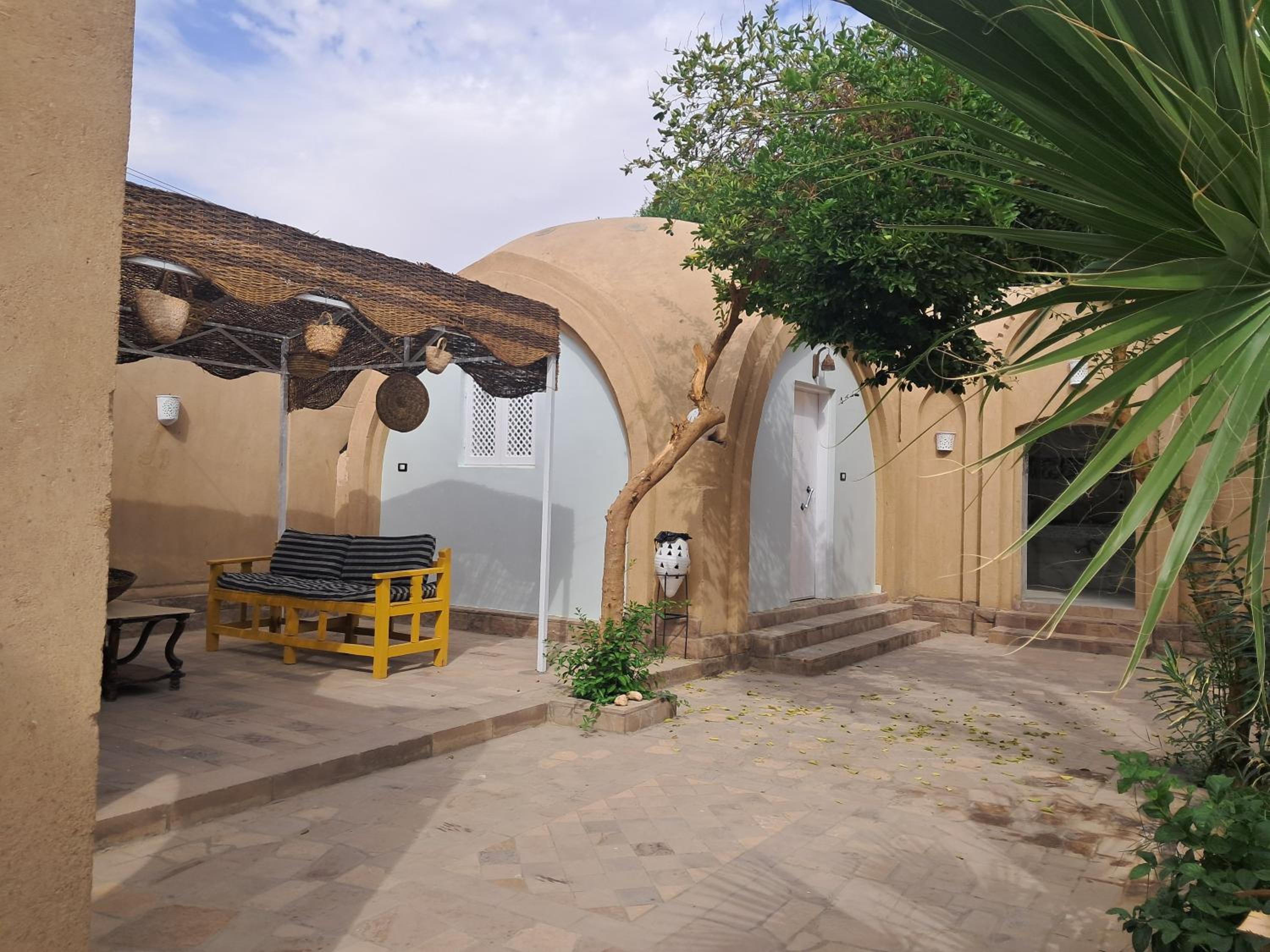 Deluxe Bungalow with Garden View