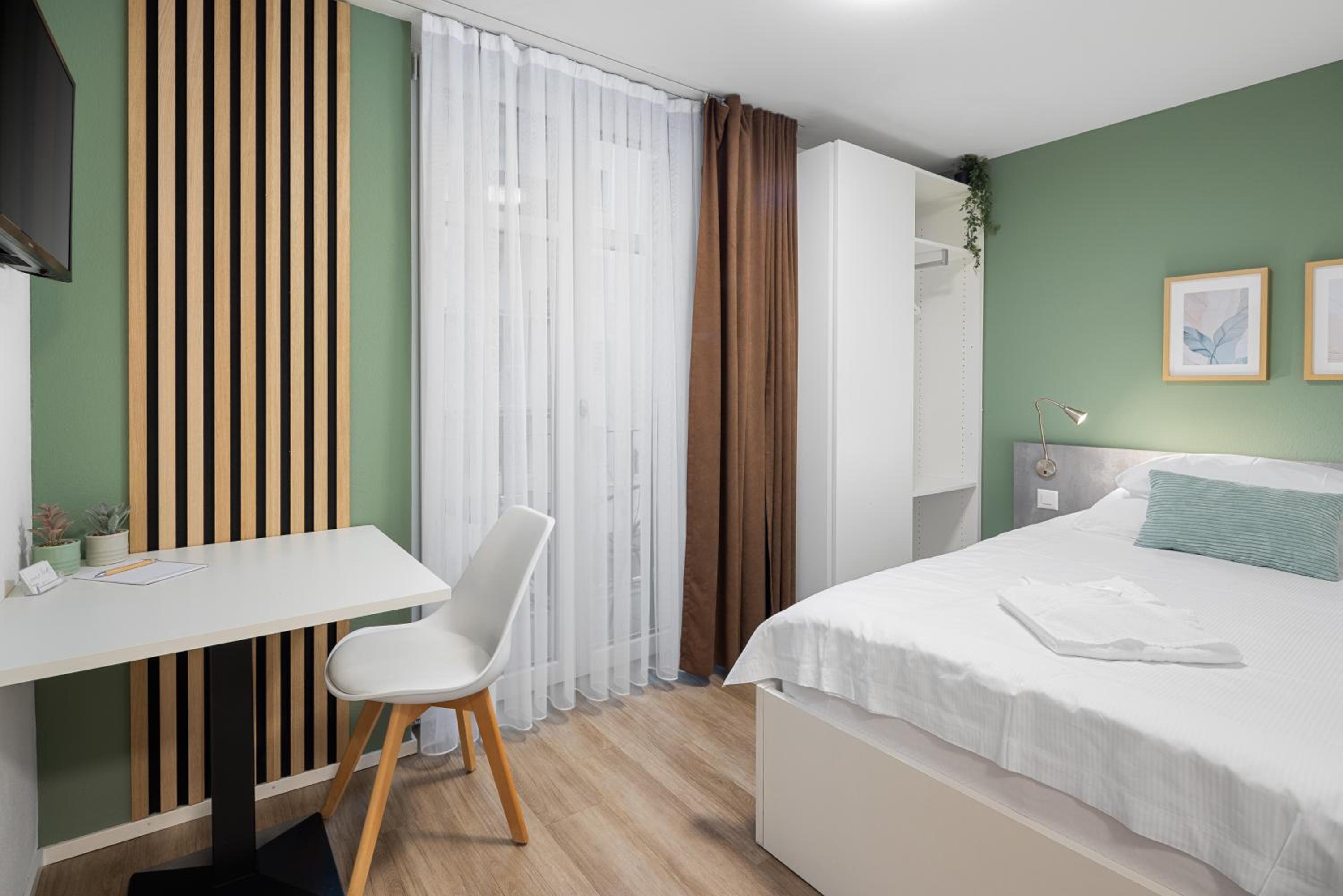 Single Room with Balcony