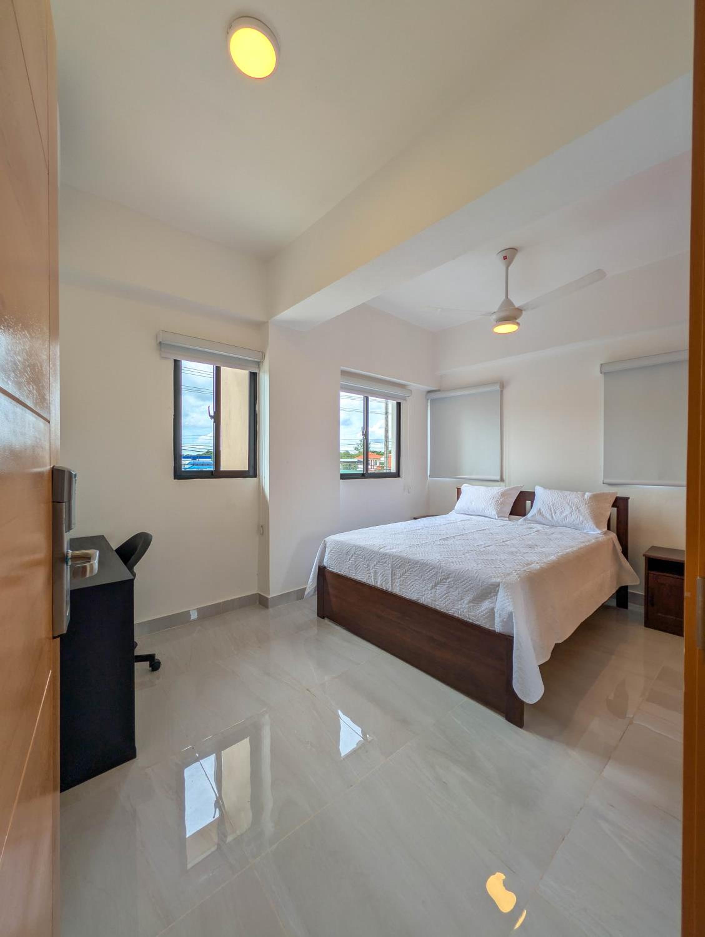 One-Bedroom Apartment with View photo 1