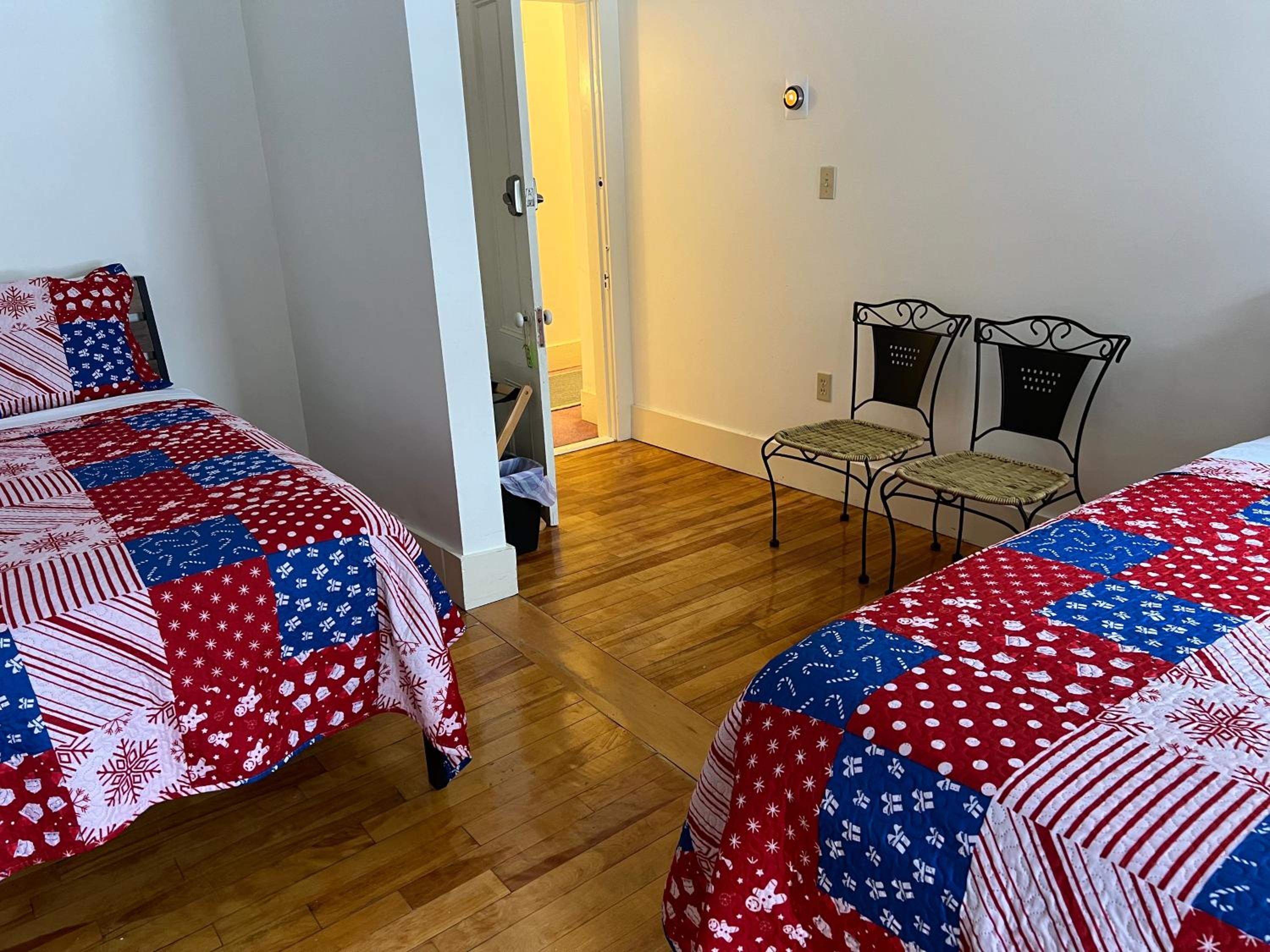 Double or Twin Room with Bathroom photo 2