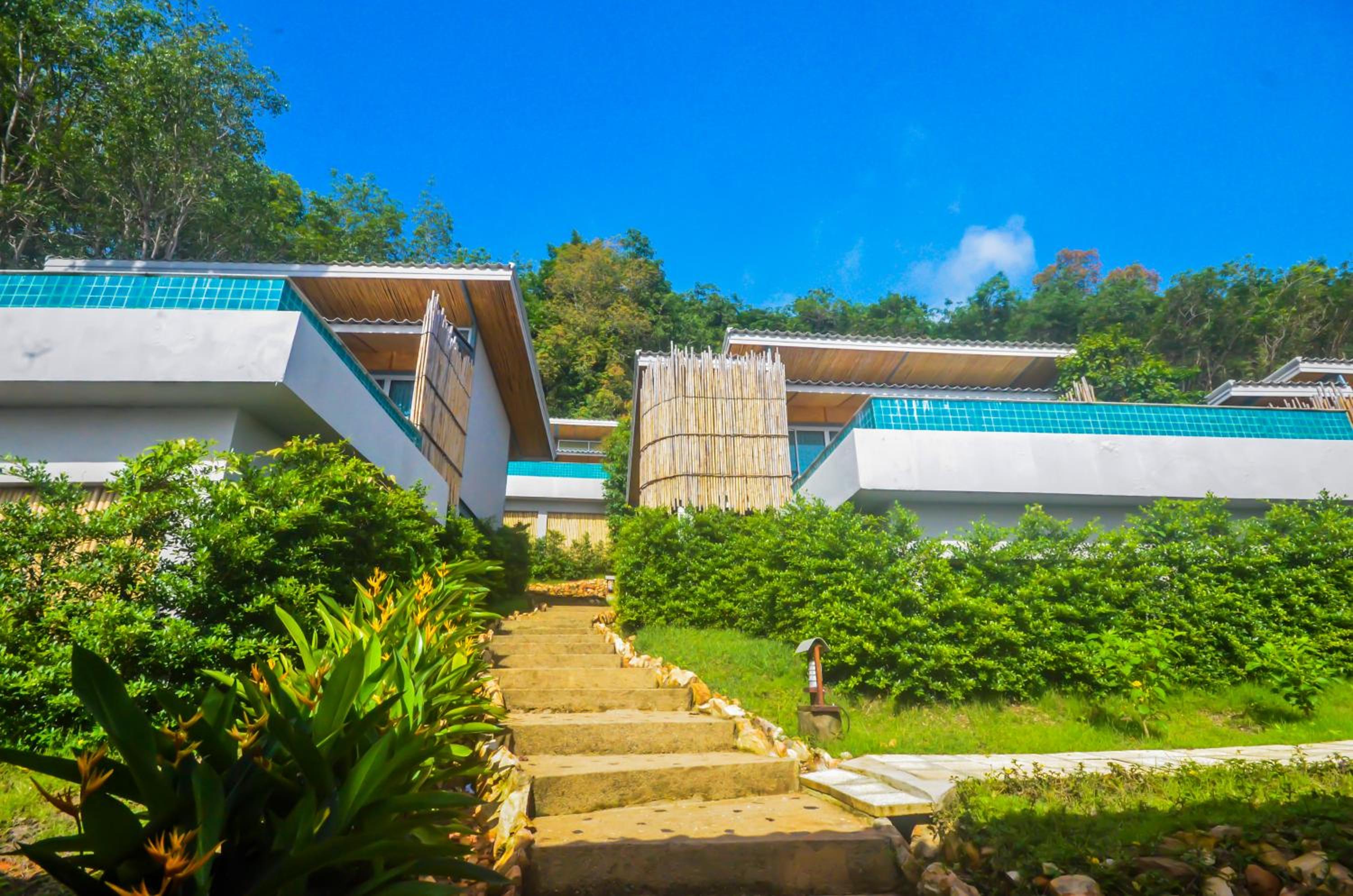 Deluxe Villa with Private Pool photo 2