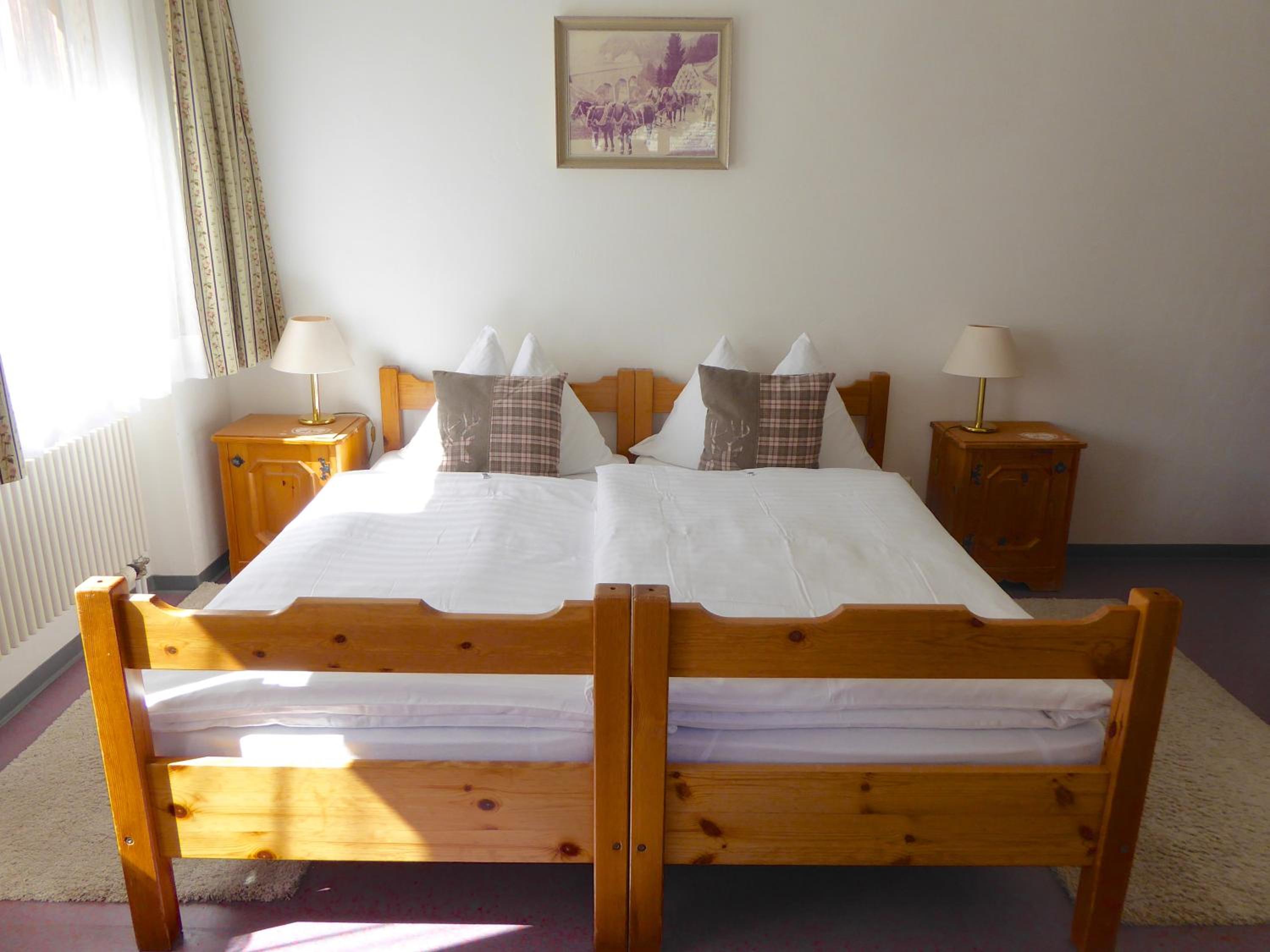 Standard Double Room - Photo 7