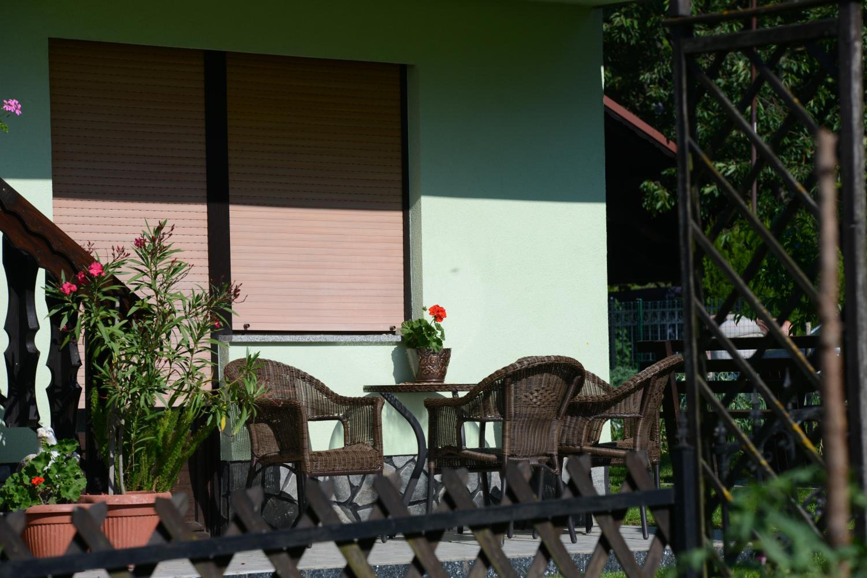 Apartment with Balcony photo 1