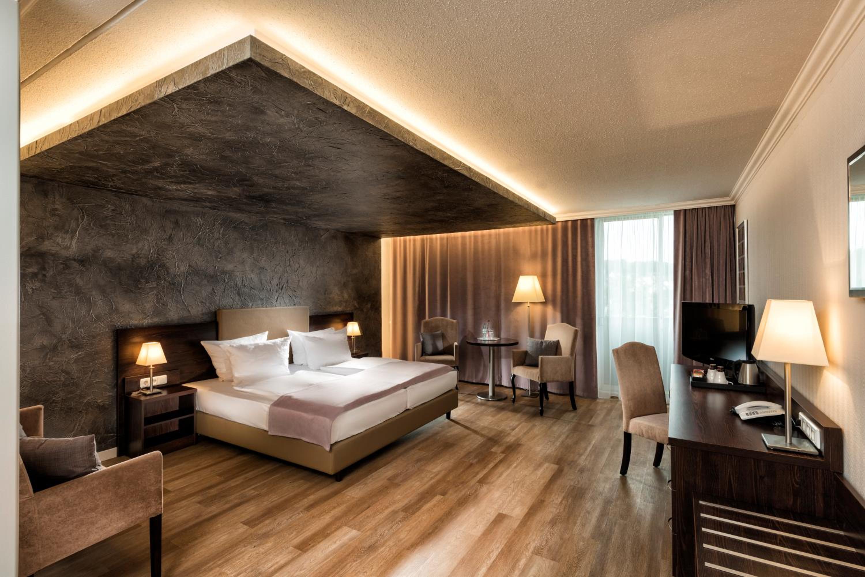 Deluxe Room - Photo 1