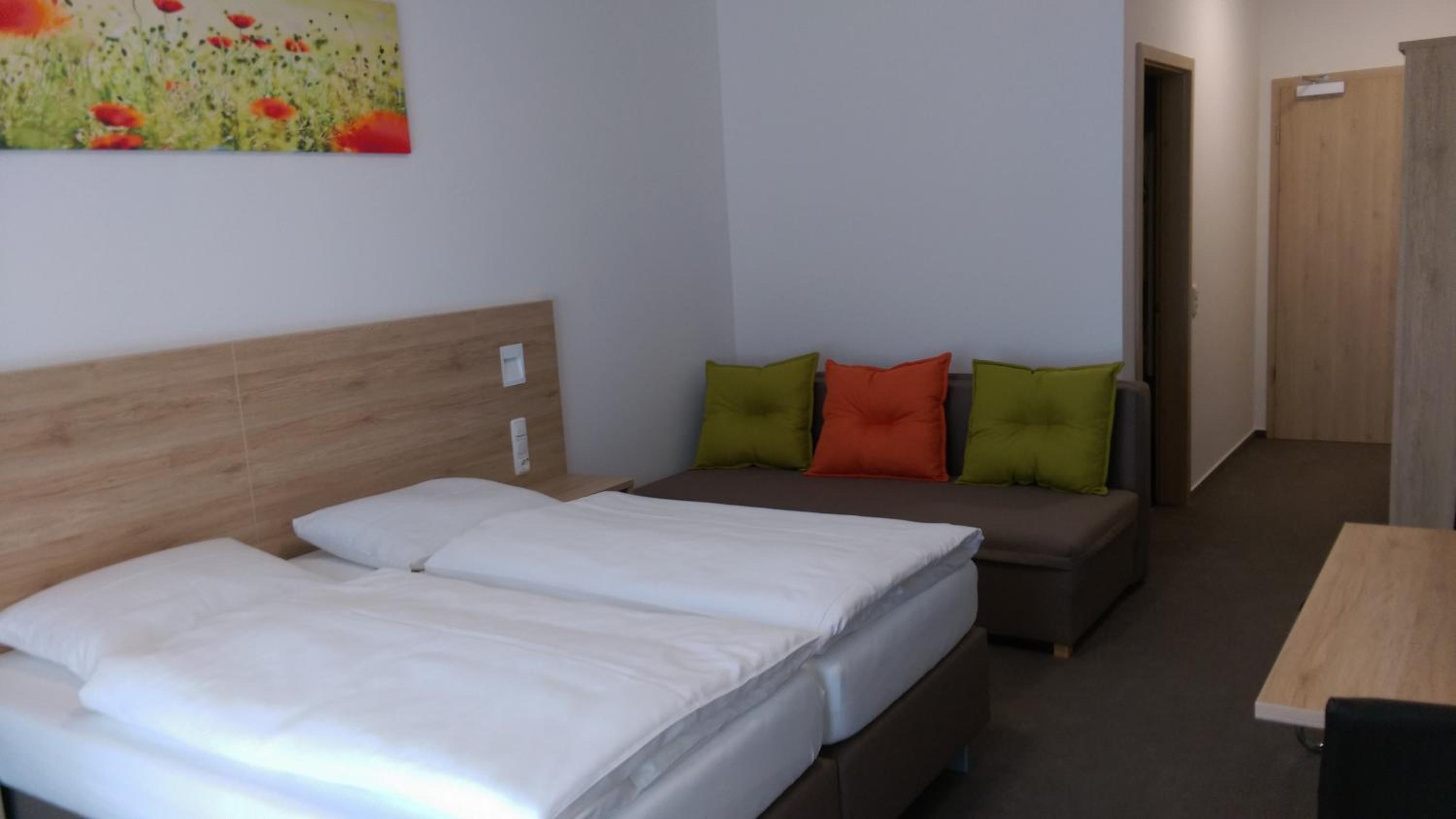 Comfort Room with Balcony photo 3