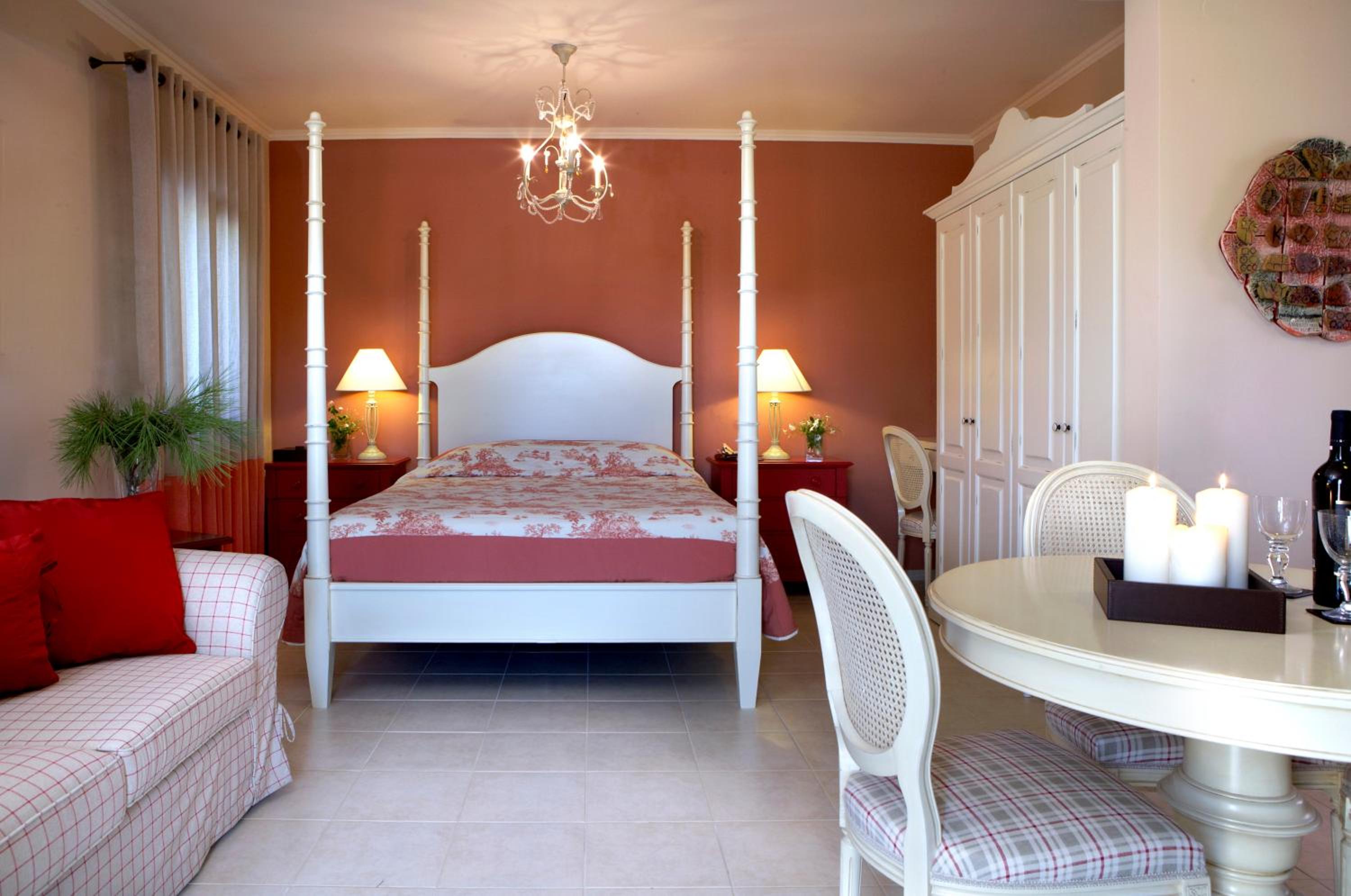 Suite with Side Sea View