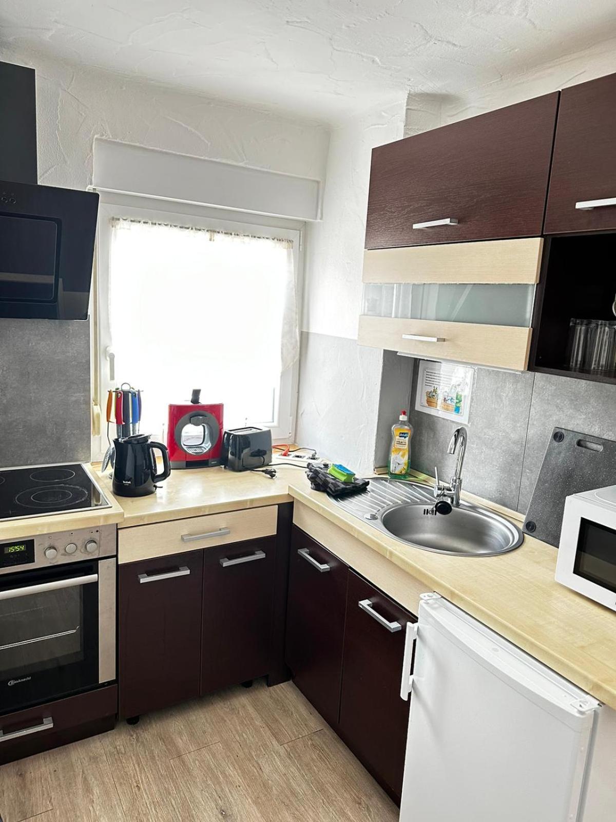 One-Bedroom Apartment with Balcony photo 2