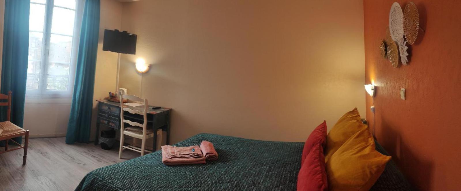 Double Room with Private Bathroom