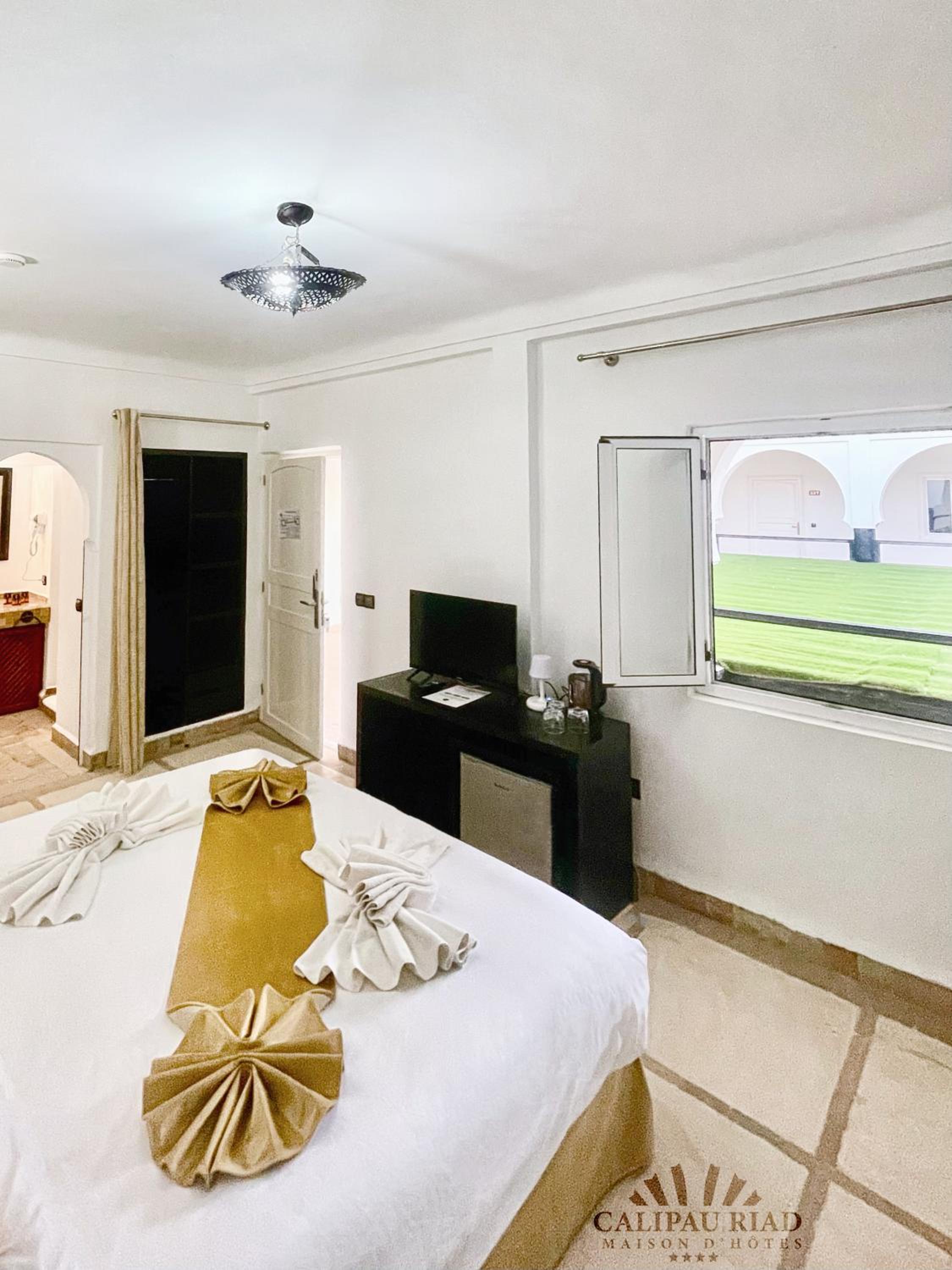 Triple Room - Patio View