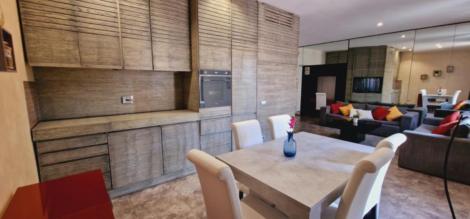 Family Two-Bedroom Apartment with View photo 1