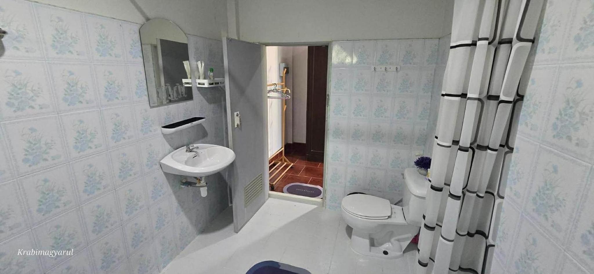 Deluxe King Room photo 3