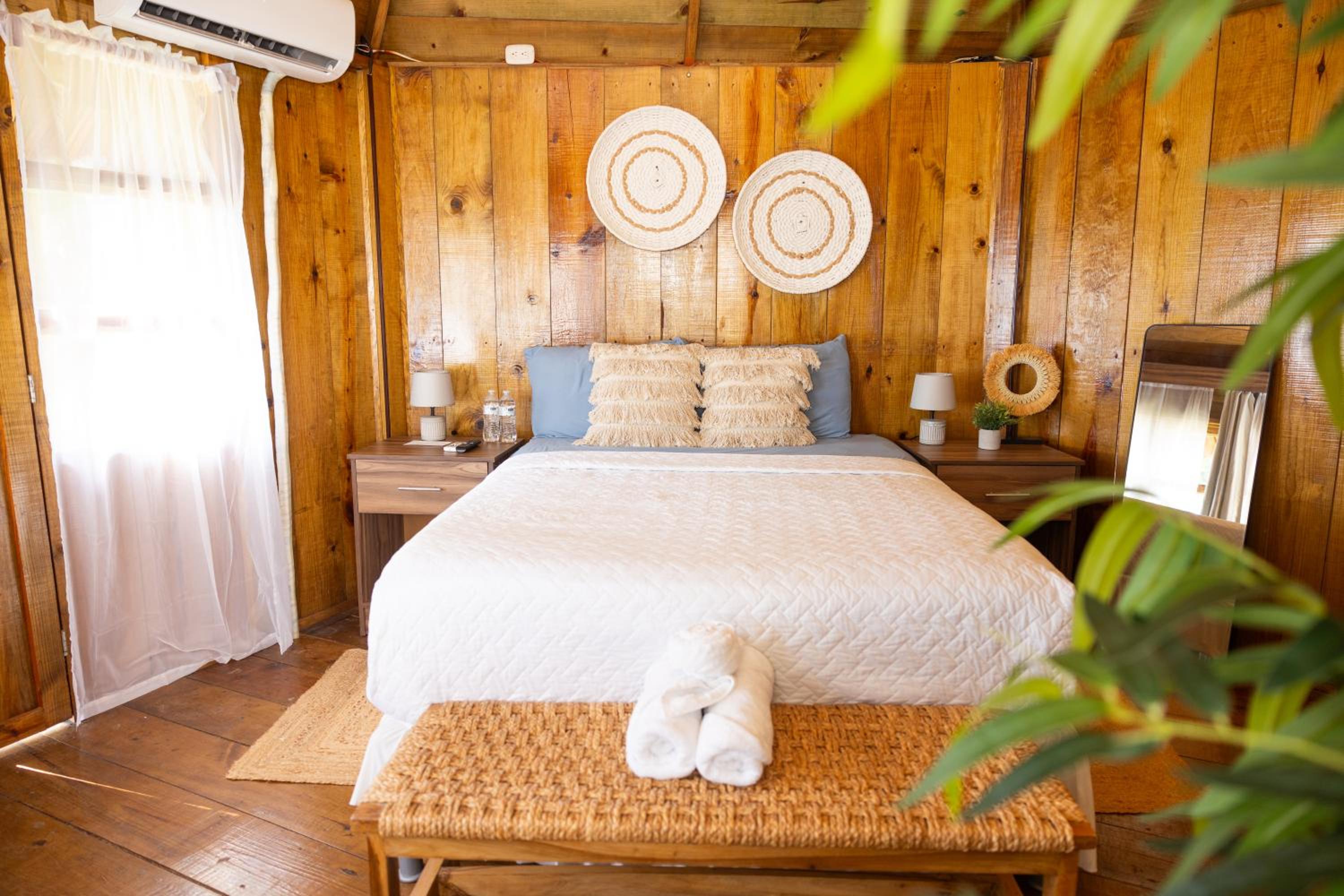 One-Bedroom Bungalow