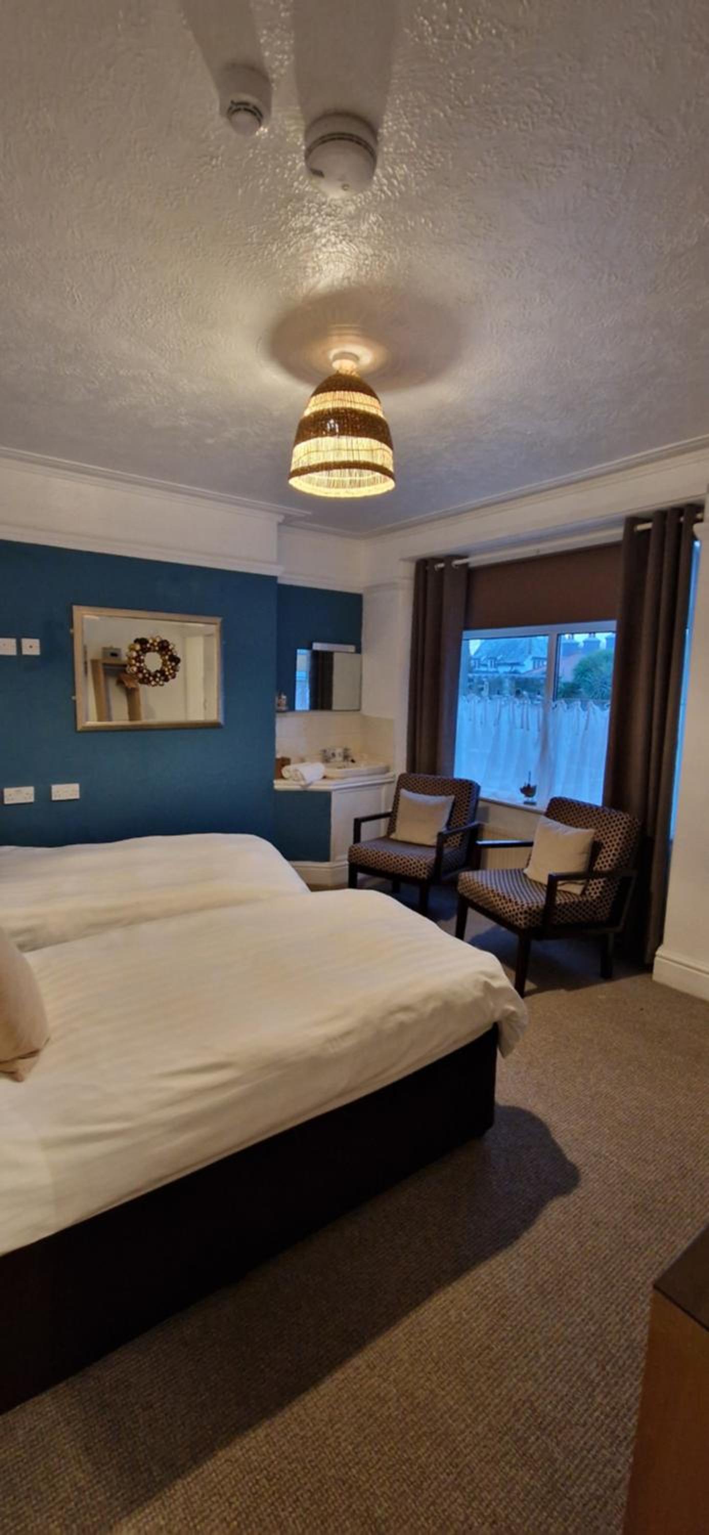 Standard Twin Room photo 3