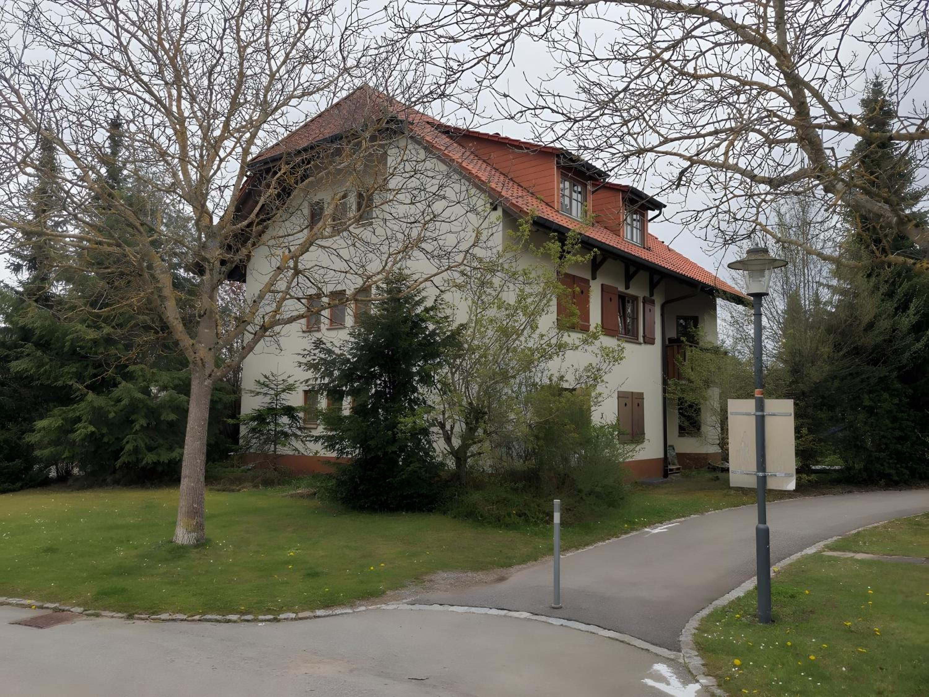Two-Bedroom Deluxe Apartment with Garden View photo 1