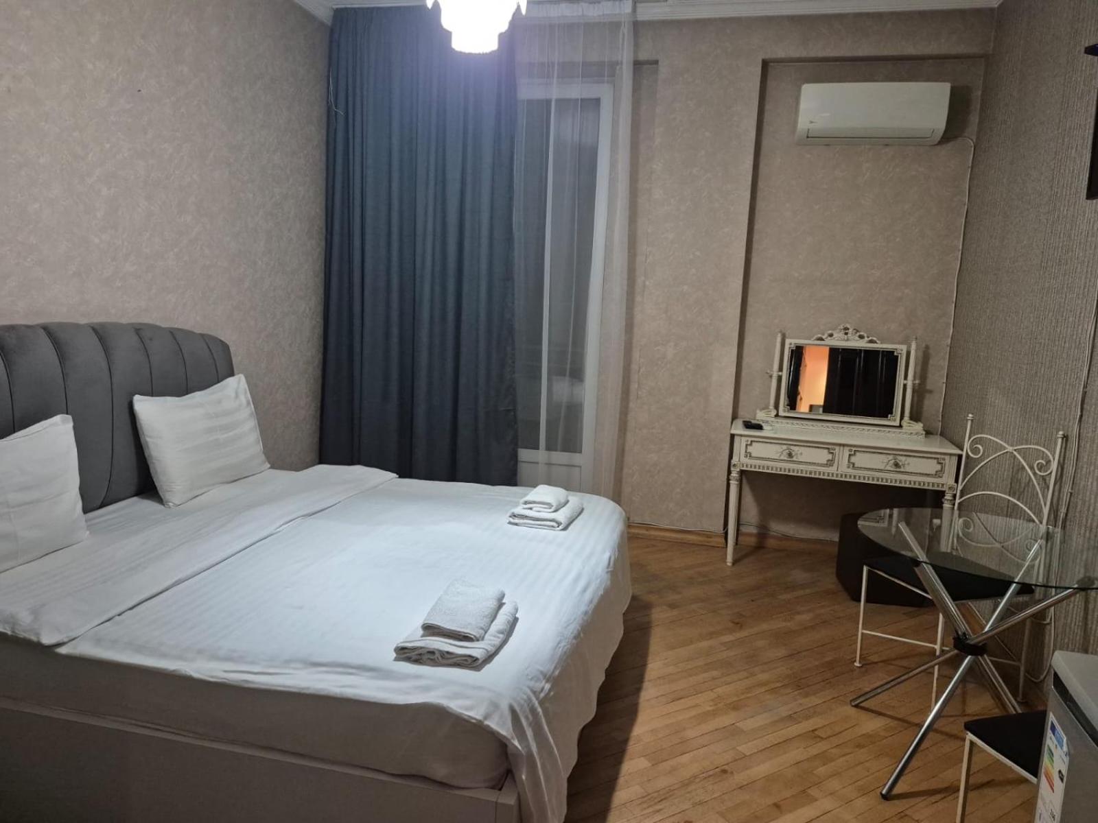 Superior King Room — photo 7