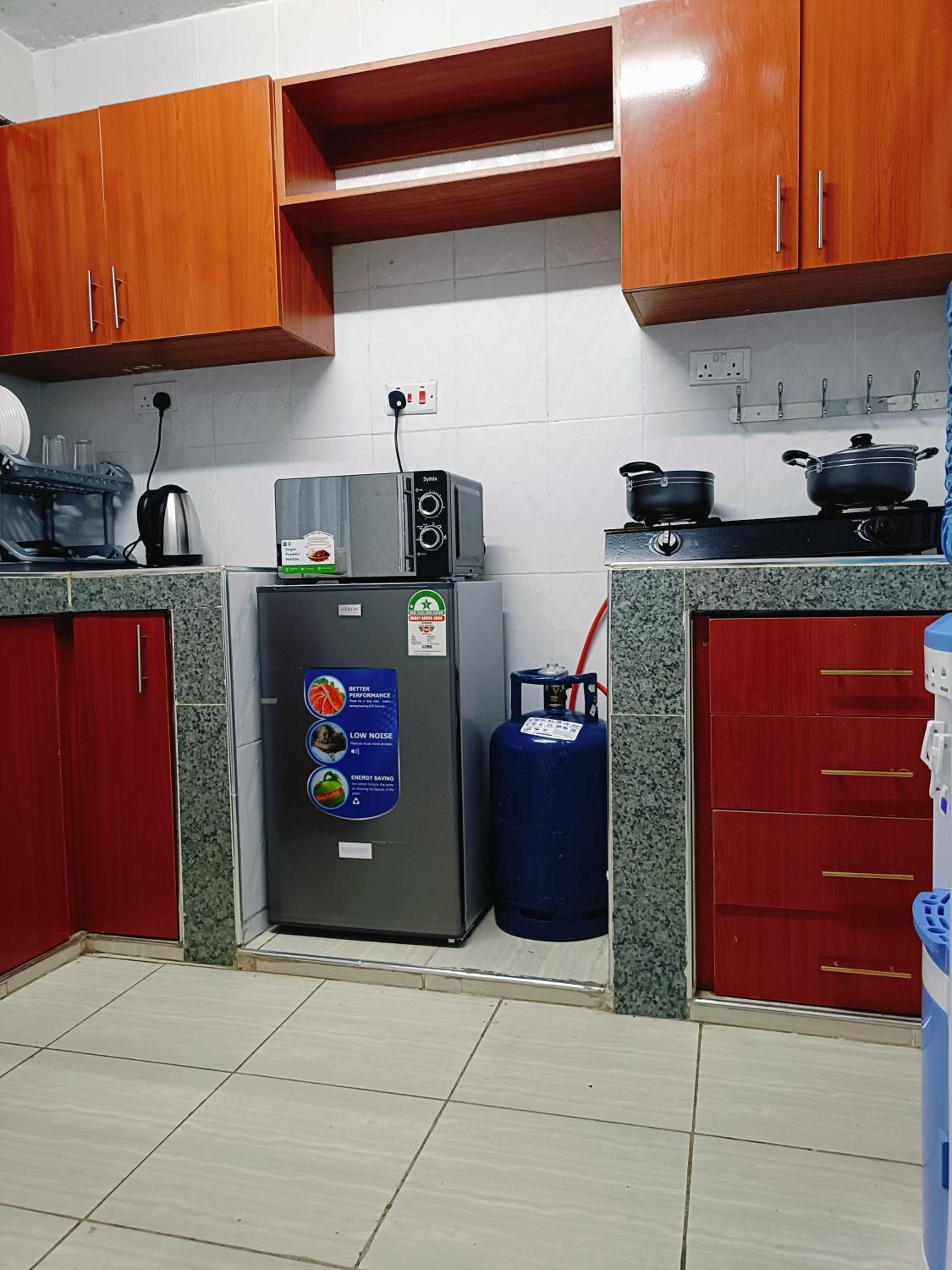 Deluxe One-Bedroom Apartment