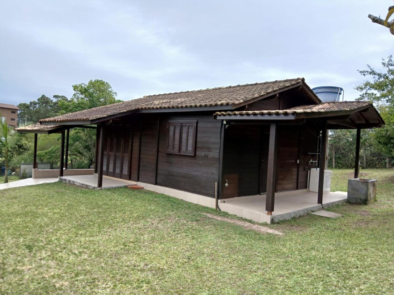 Two-Bedroom House photo 2