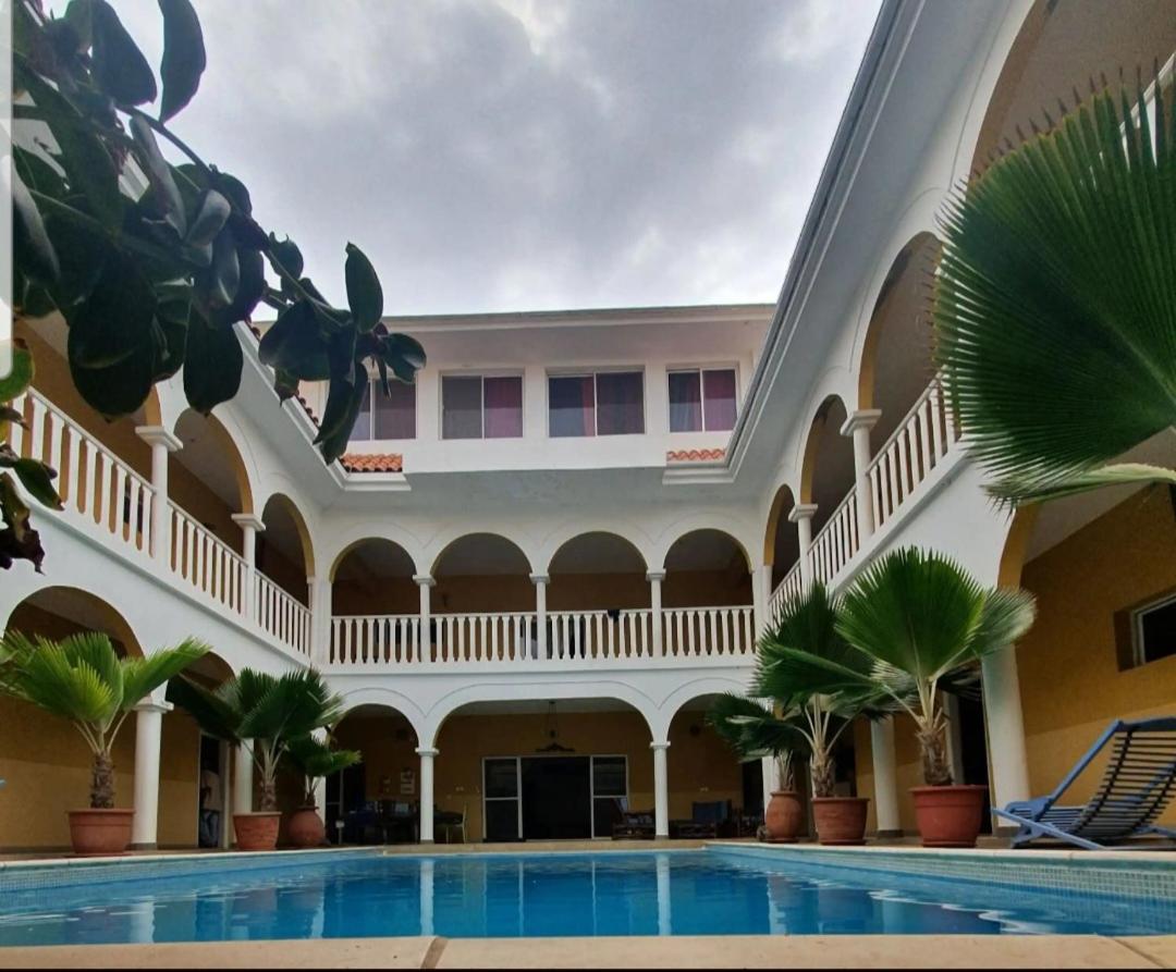 Villa photo 1