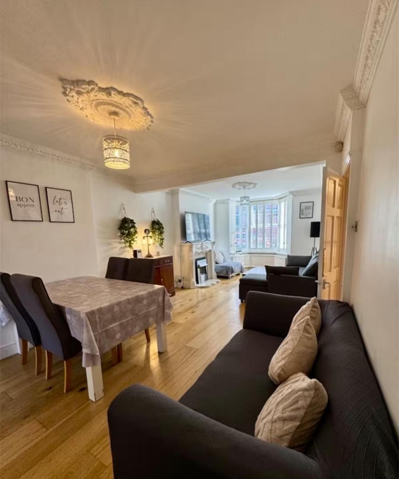 Two-Bedroom House photo 1