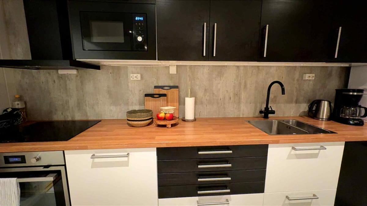 One-Bedroom Apartment - Photo 17