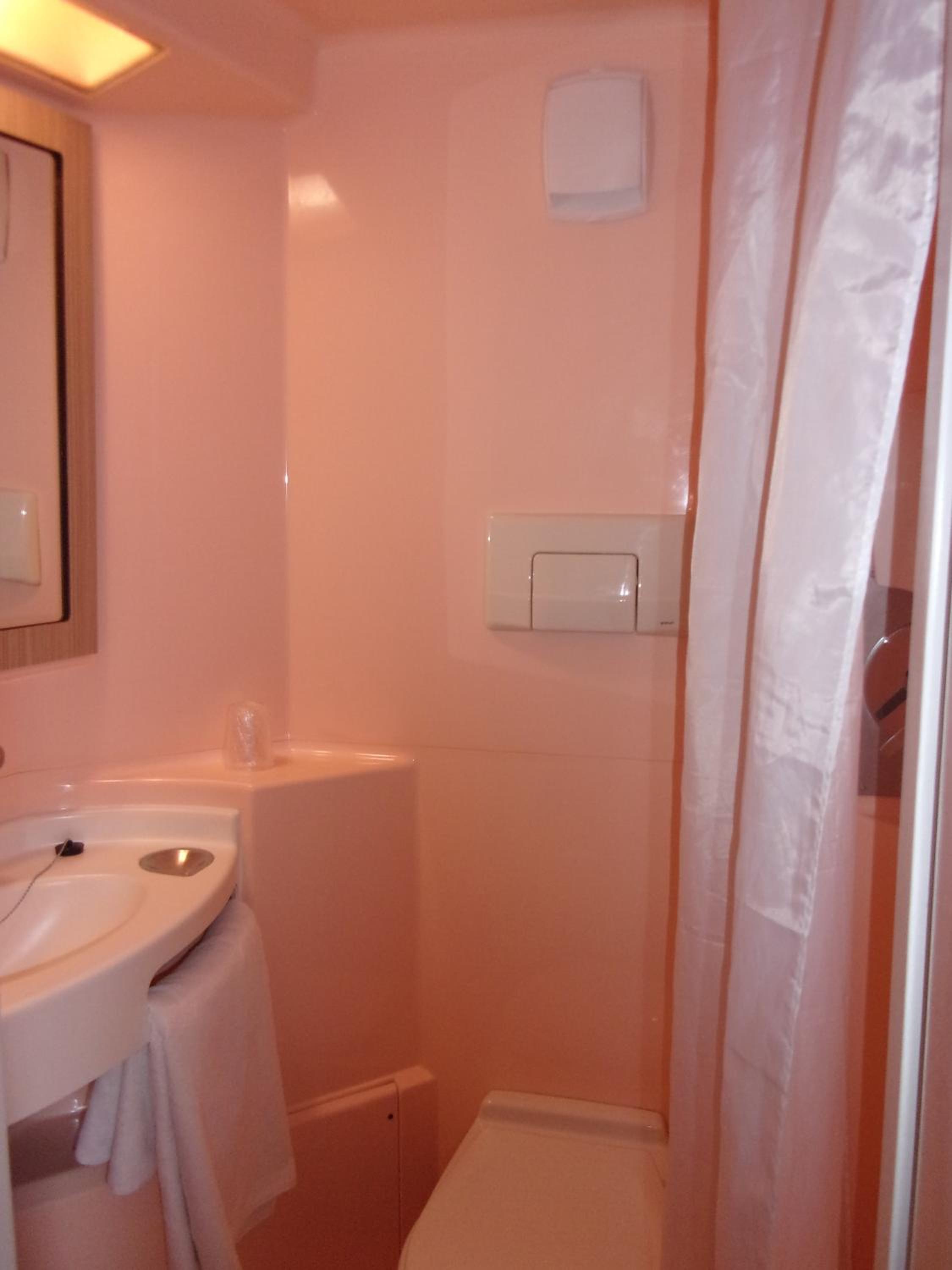 Triple Room - Photo 8