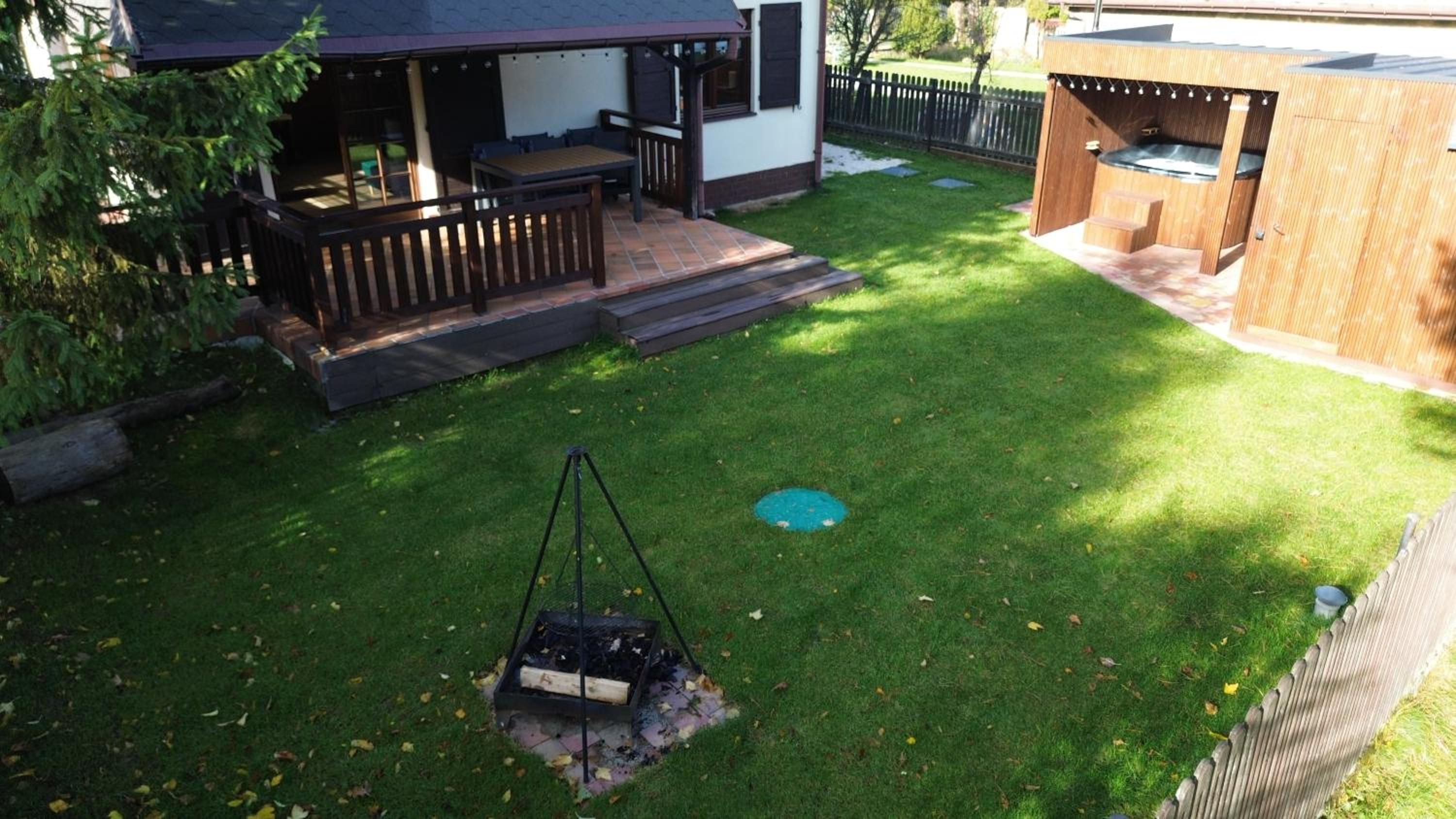 Three-Bedroom Vacation Home  photo 2