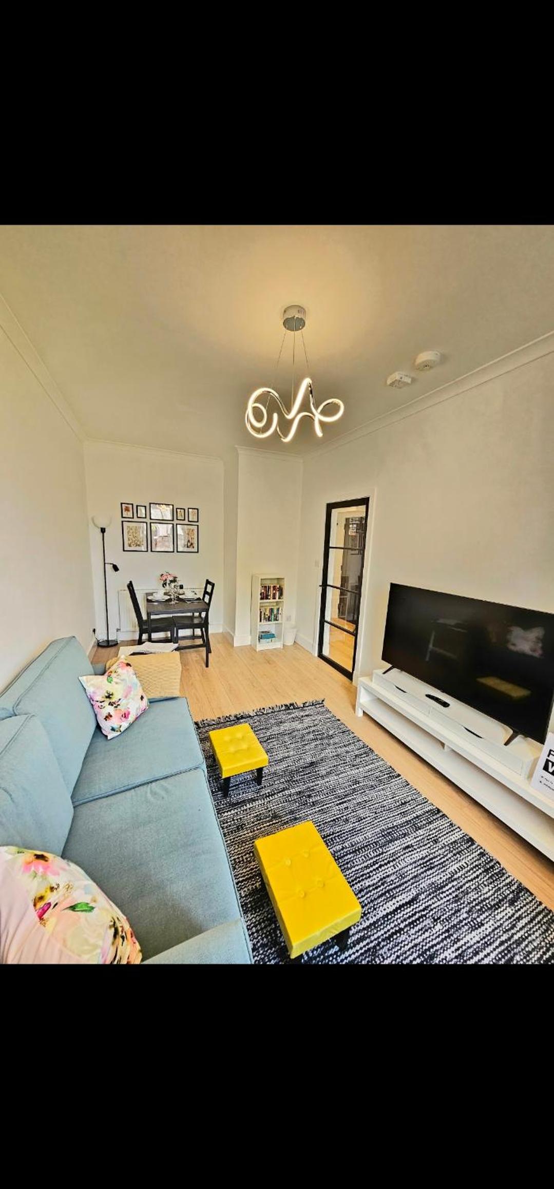 One-Bedroom Apartment photo 2