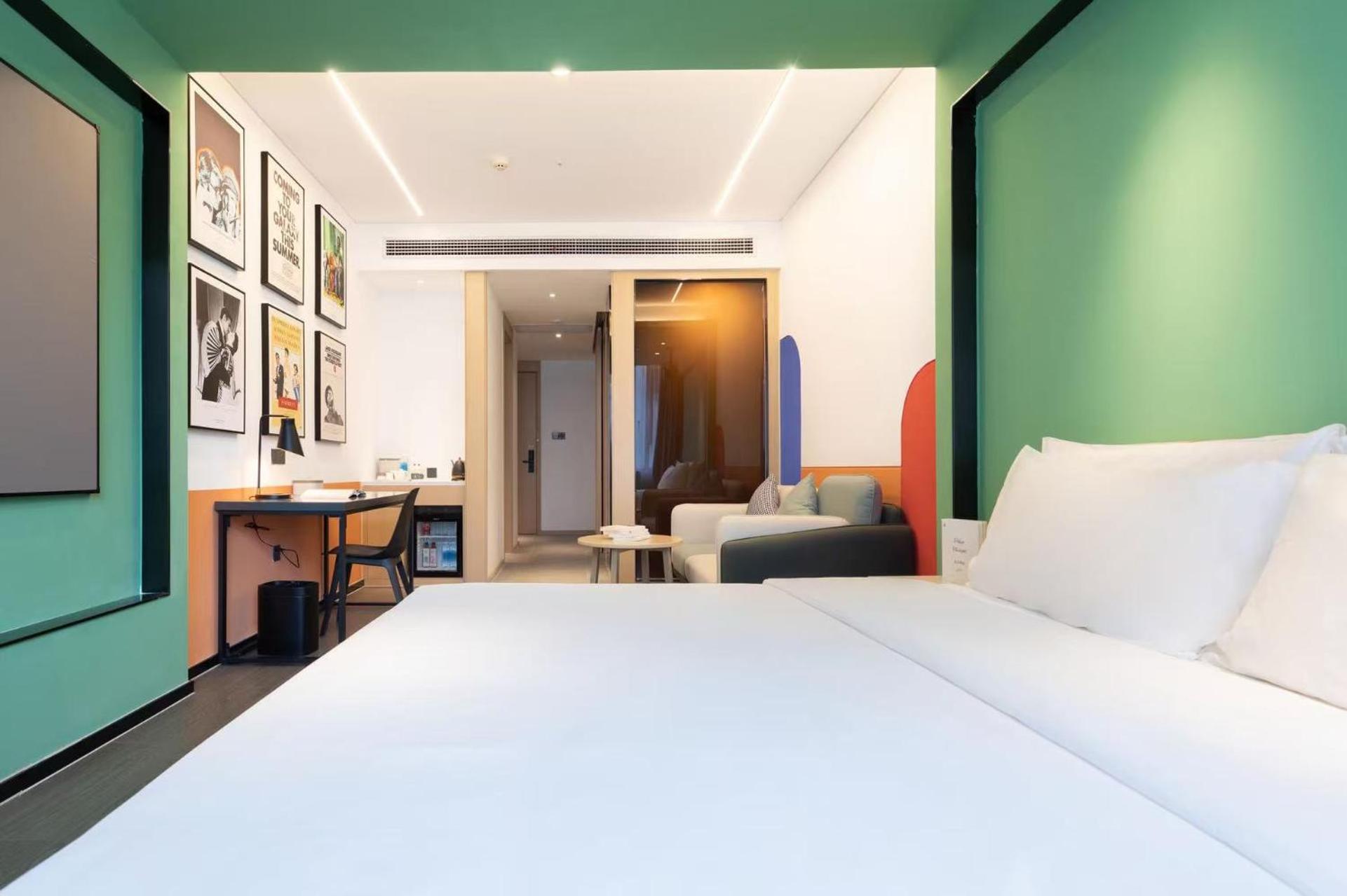 Jimu Double Room with Audio photo 2