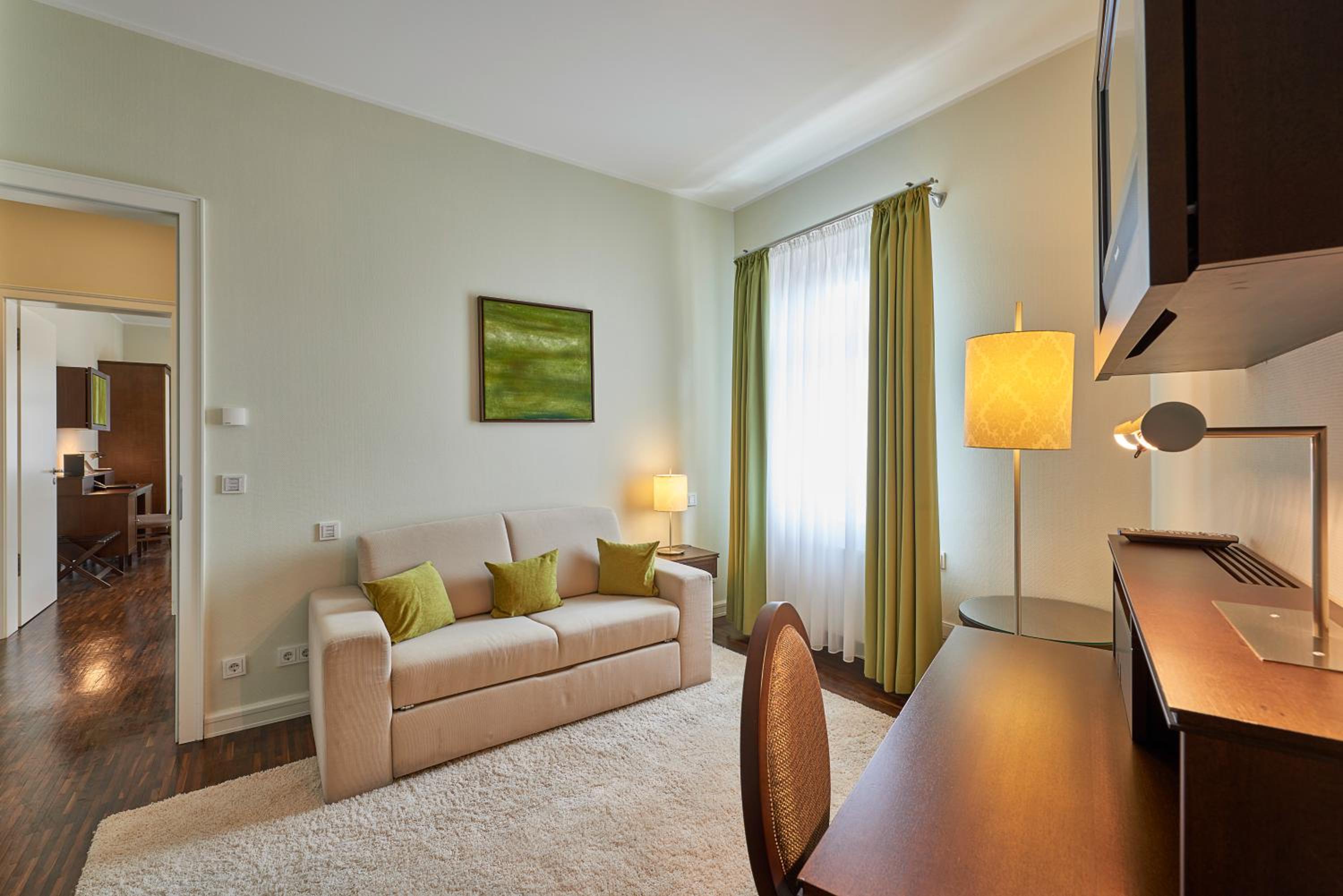 Superior Junior Suite photo 3