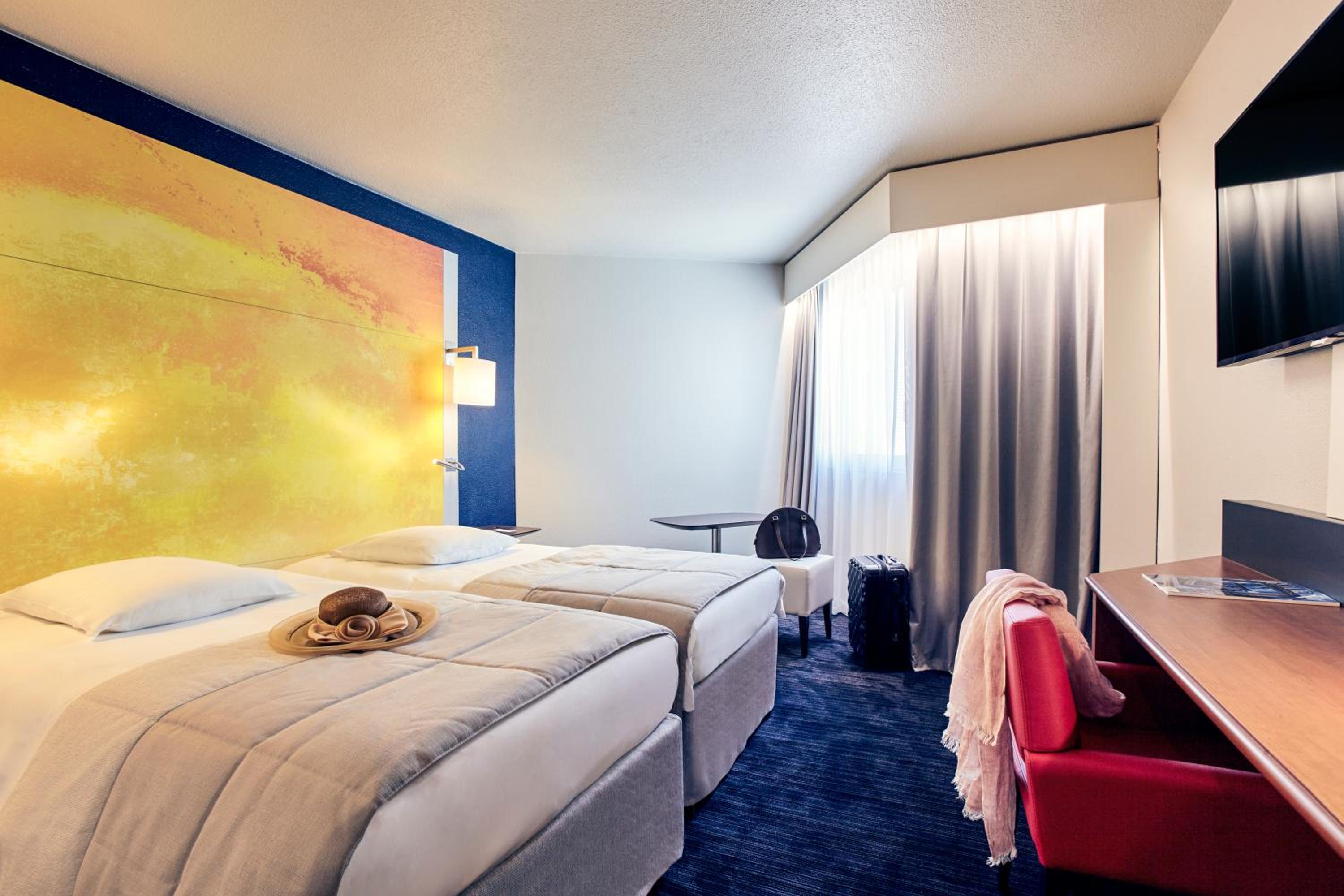 Classic Twin Room - Photo 1
