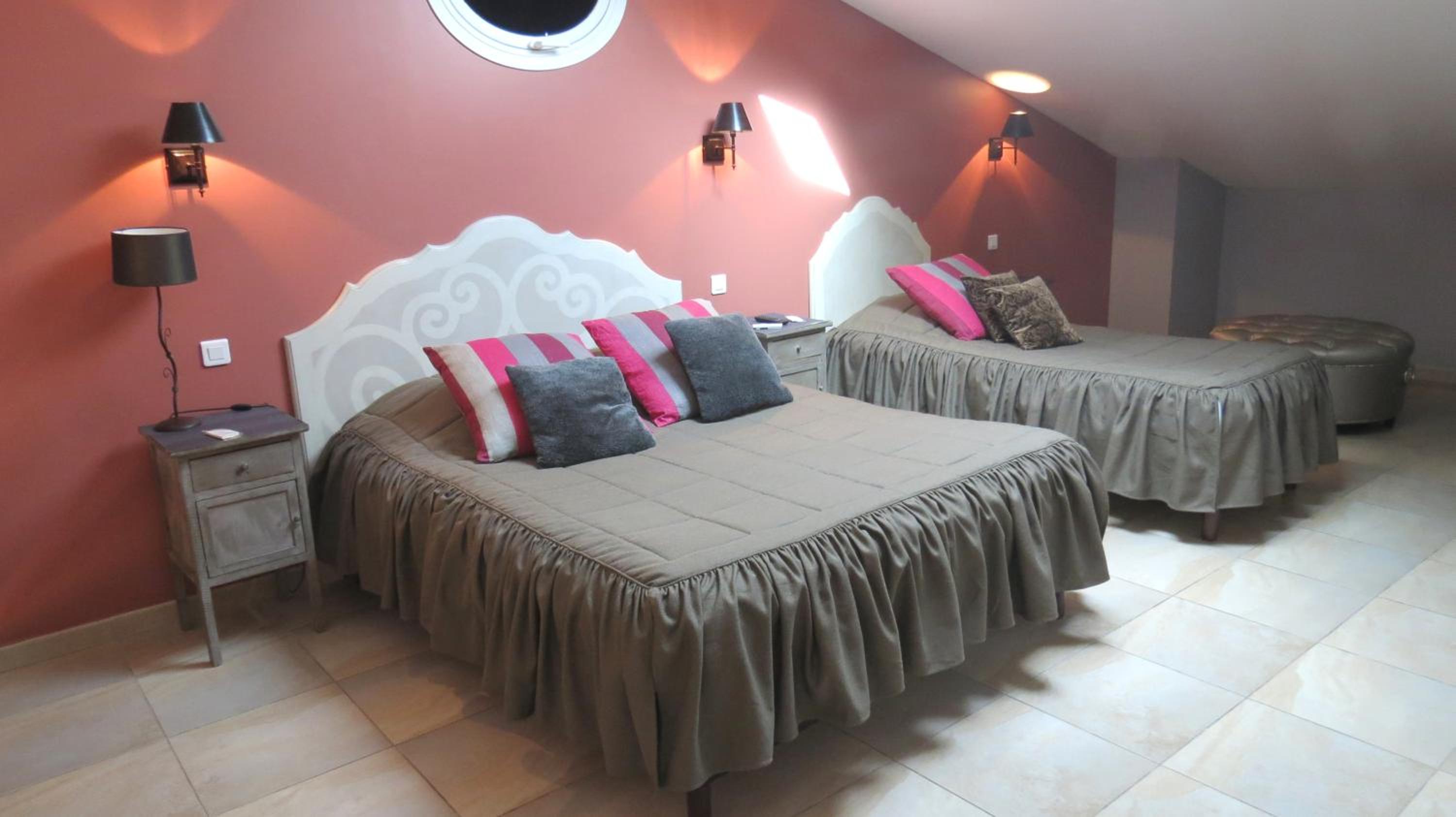 Family Duplex Suite - Photo 1