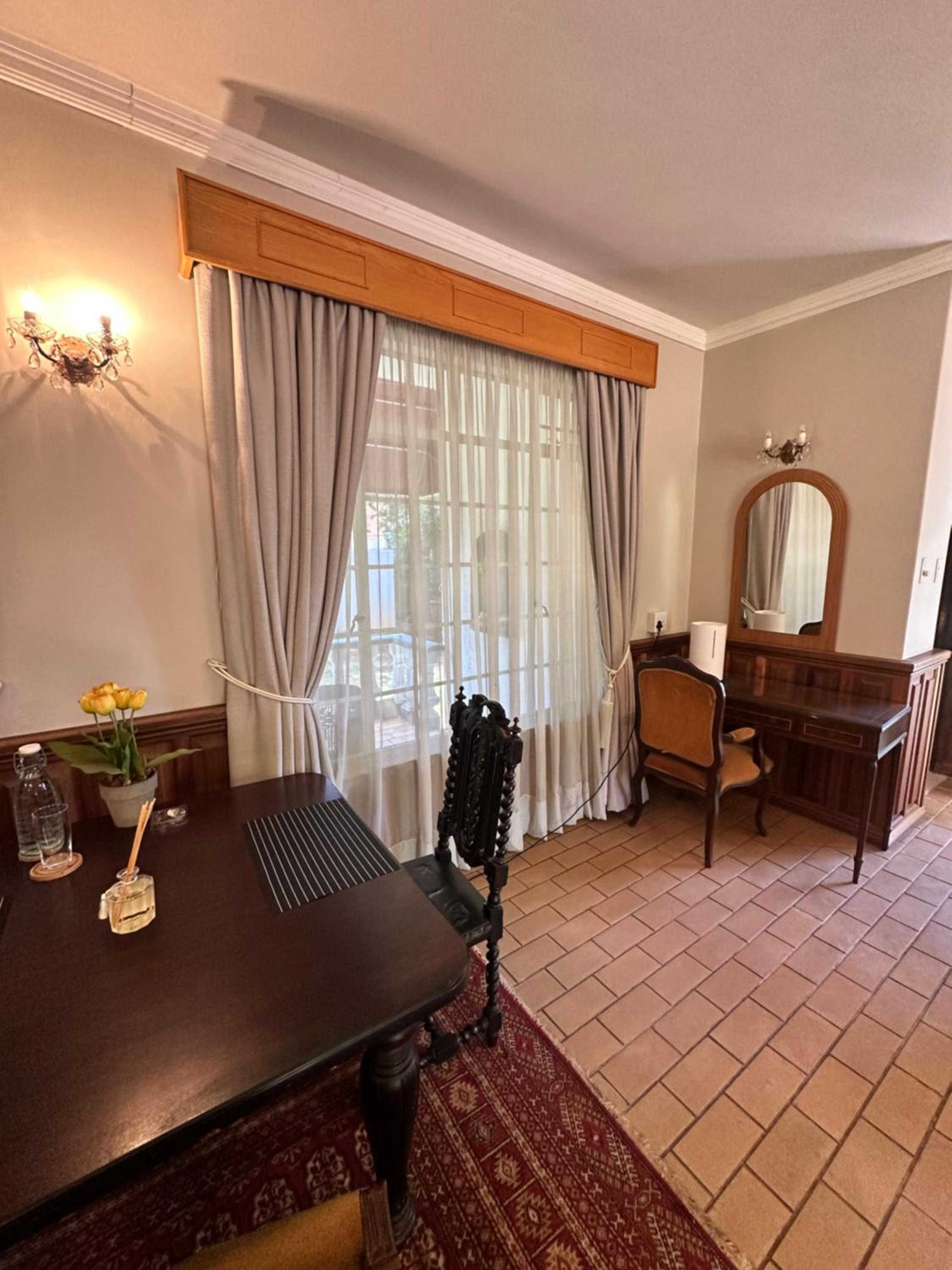 Suite with Garden View