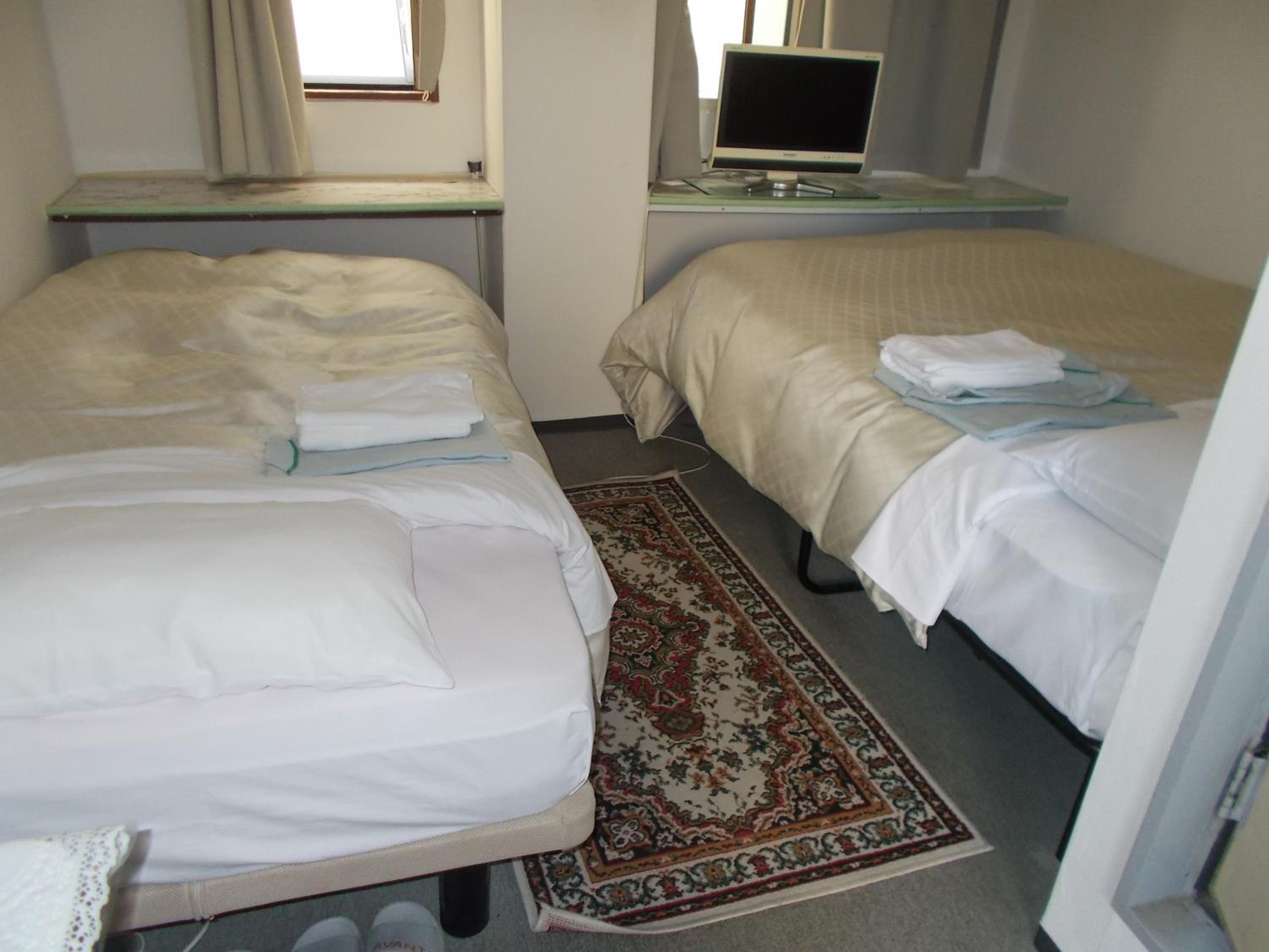 Standard Twin Room photo 2