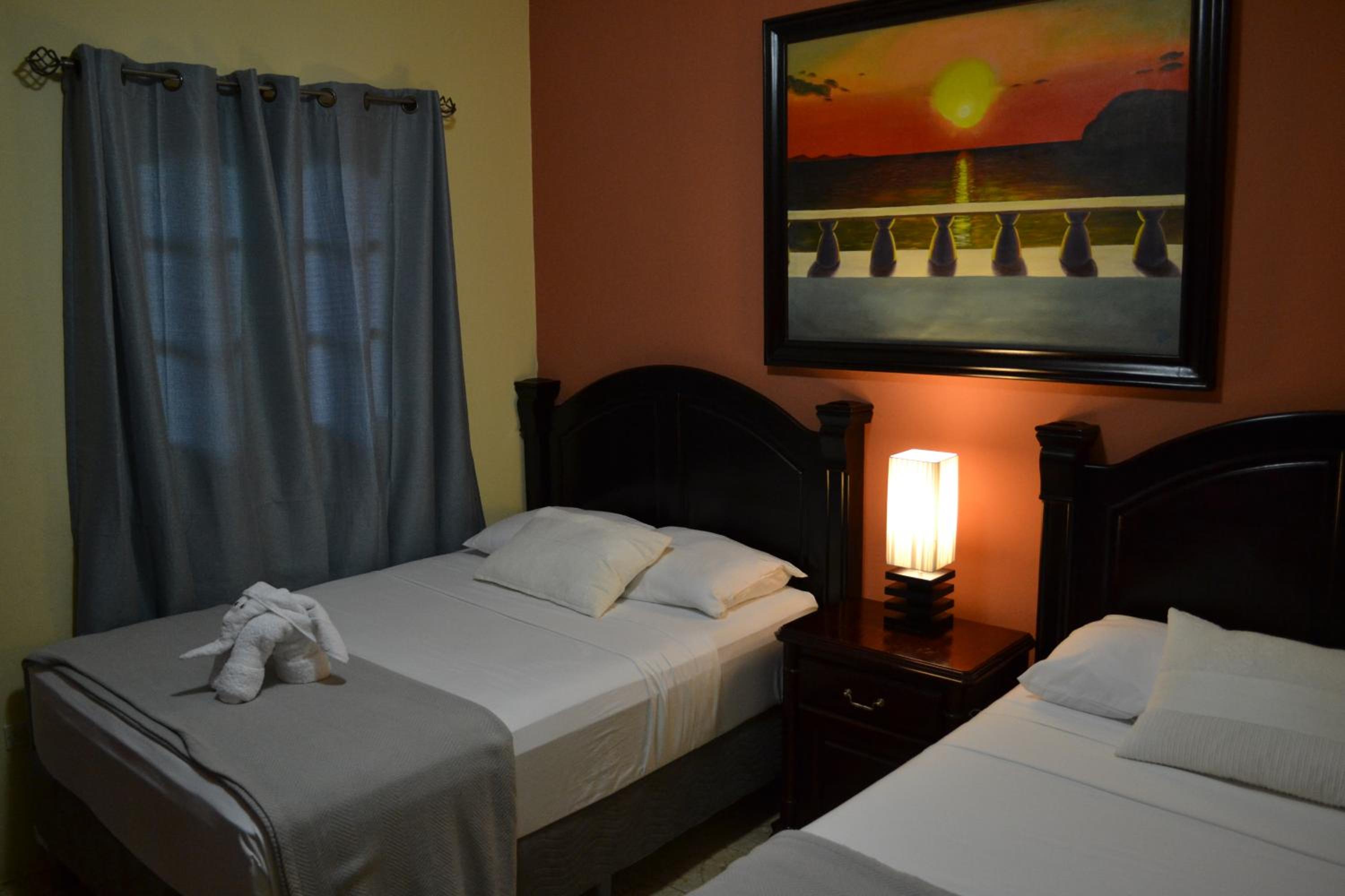 Double Room with Pool View photo 3