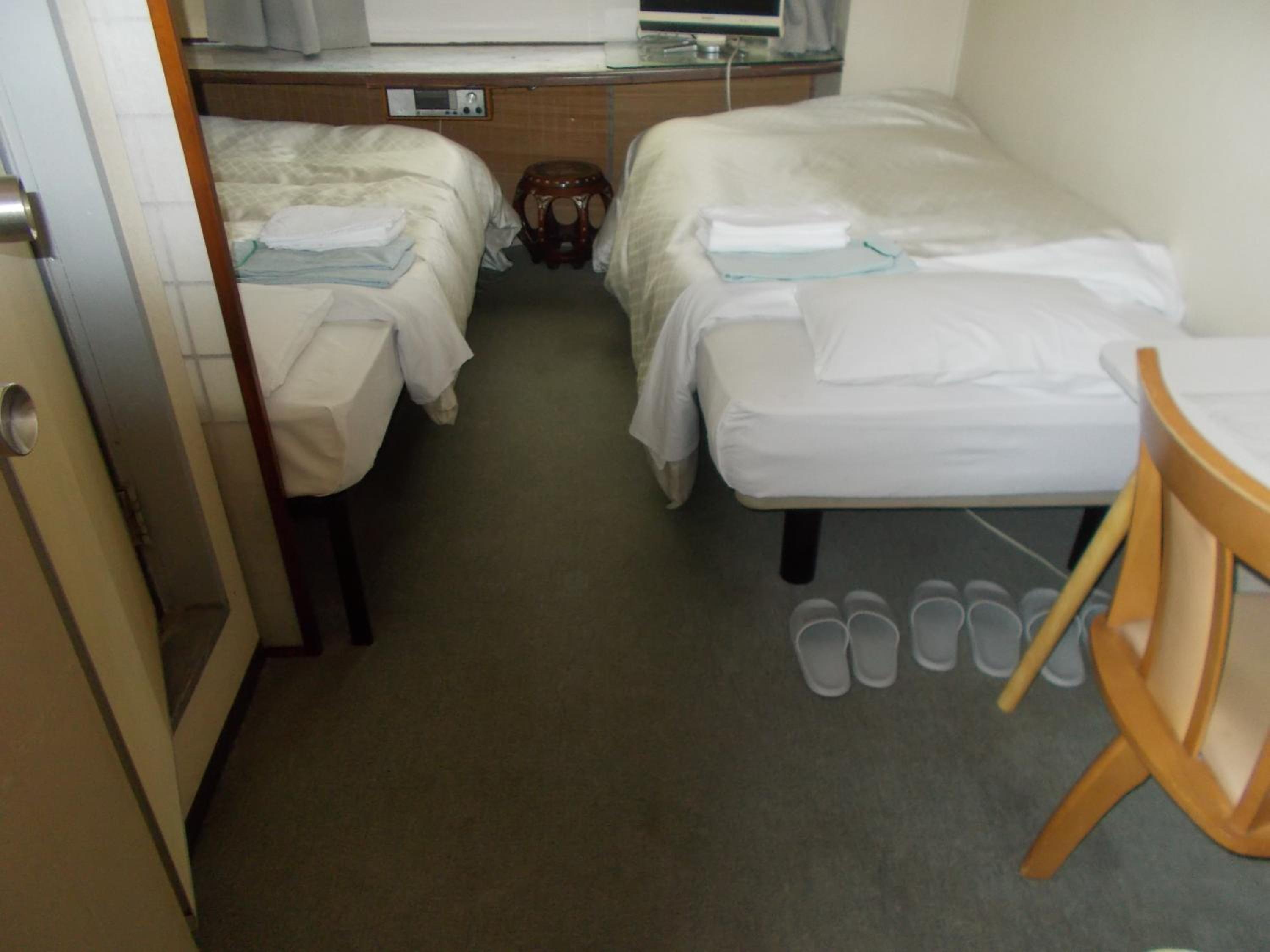 Standard Twin Room photo 3